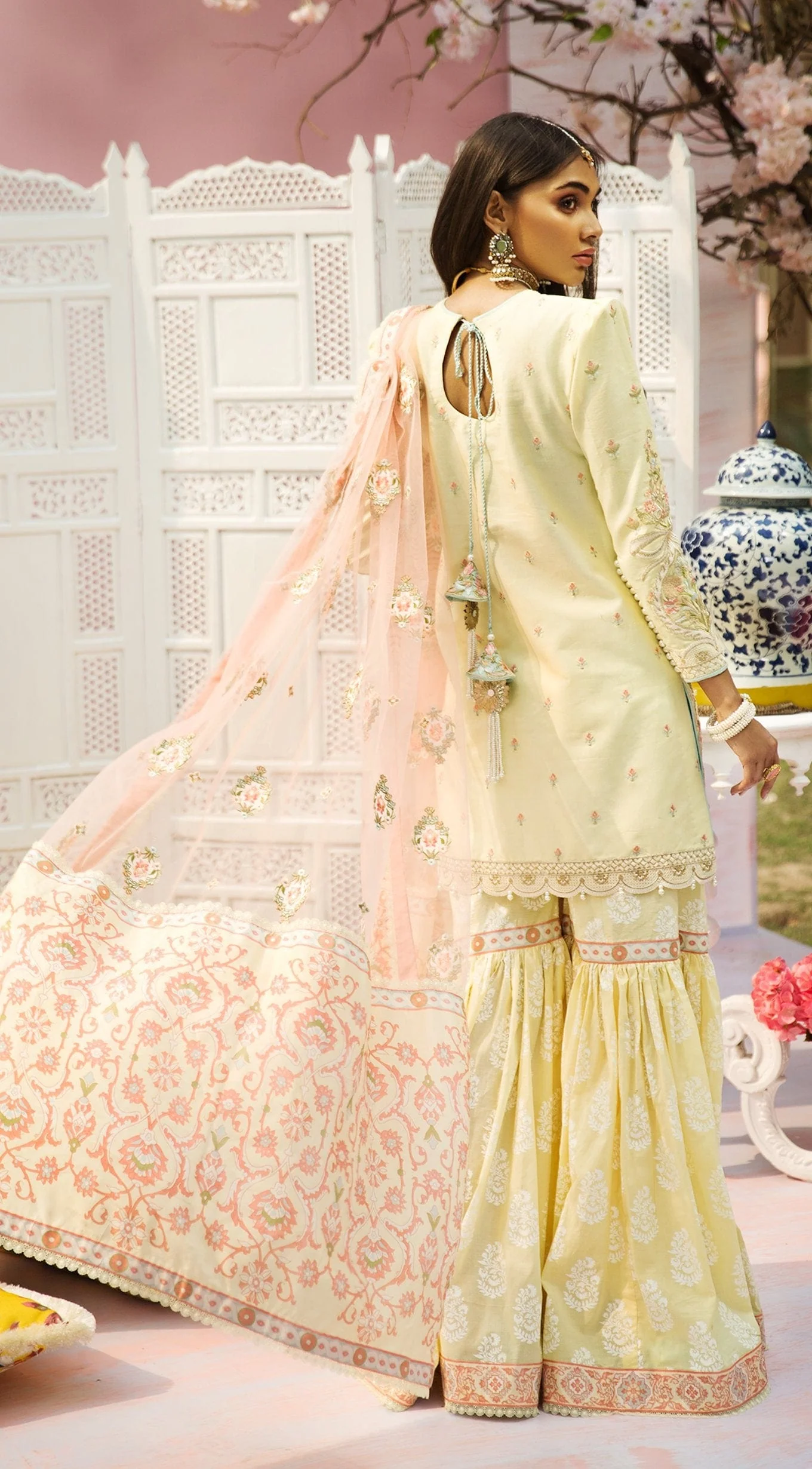 Anaya x Kamiar Rokni Festive Luxury Lawn Collection '21 – BANU - Image 5