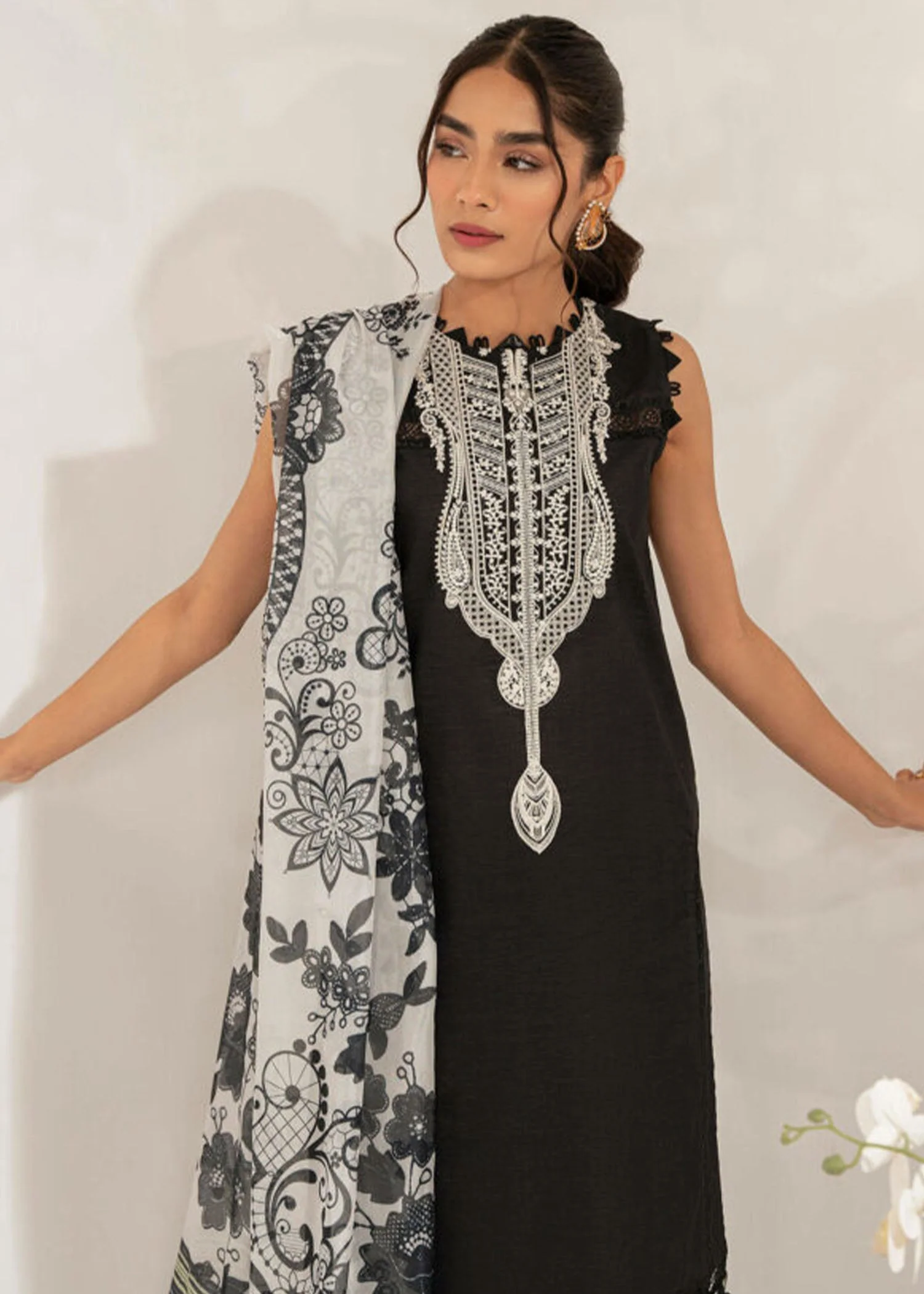 Asifa & Nabeel Leia Lawn Collection – SIYAH (LL-12) - Image 2