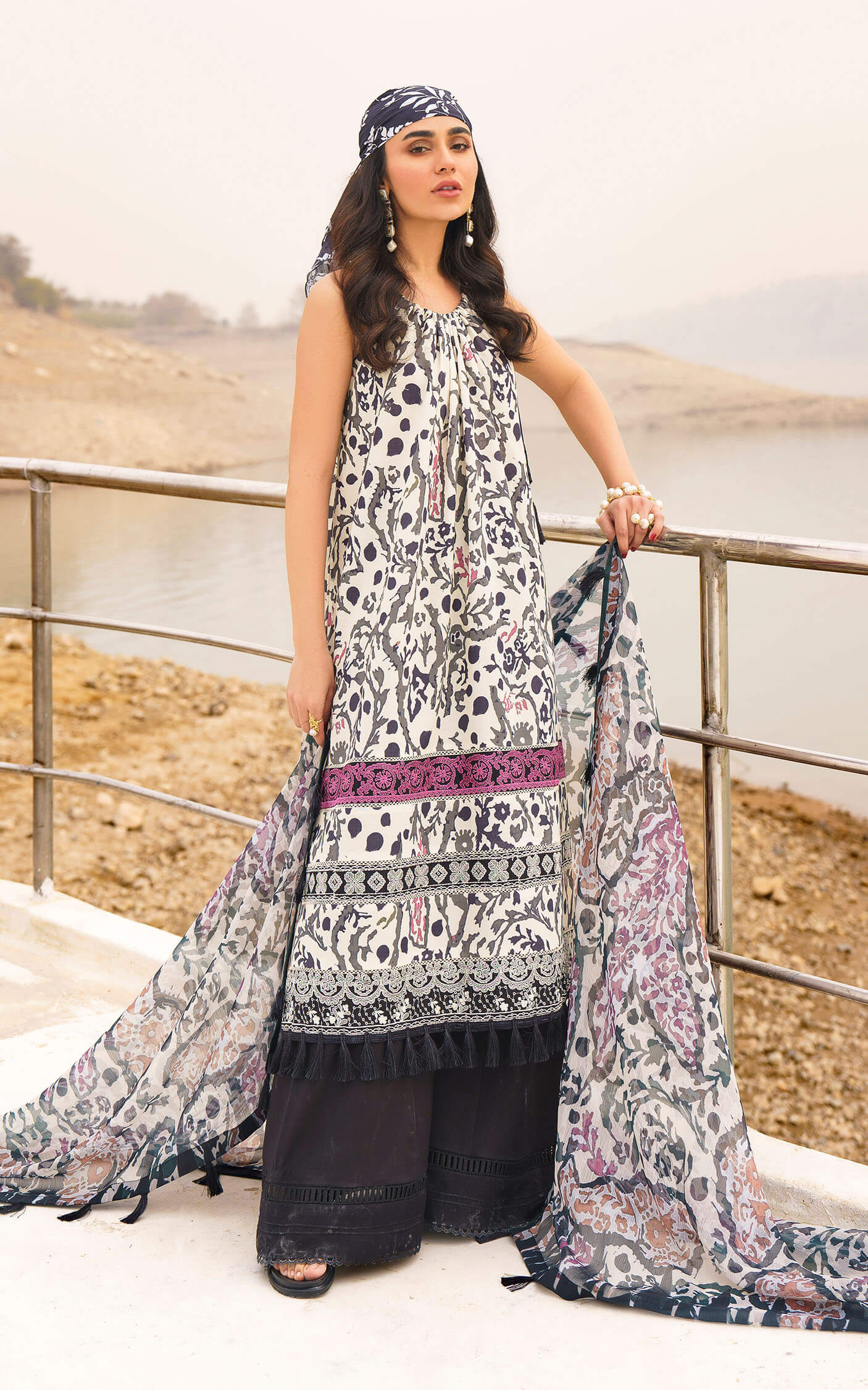 Asifa & Nabeel Meraki Lawn Collection – BEGONIA-U141M020 | Lawn - Image 2