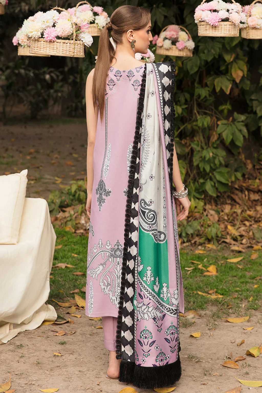 Ayzel by Afrozeh Bahar Lawn Collection 2023 – Kanwal - Image 5