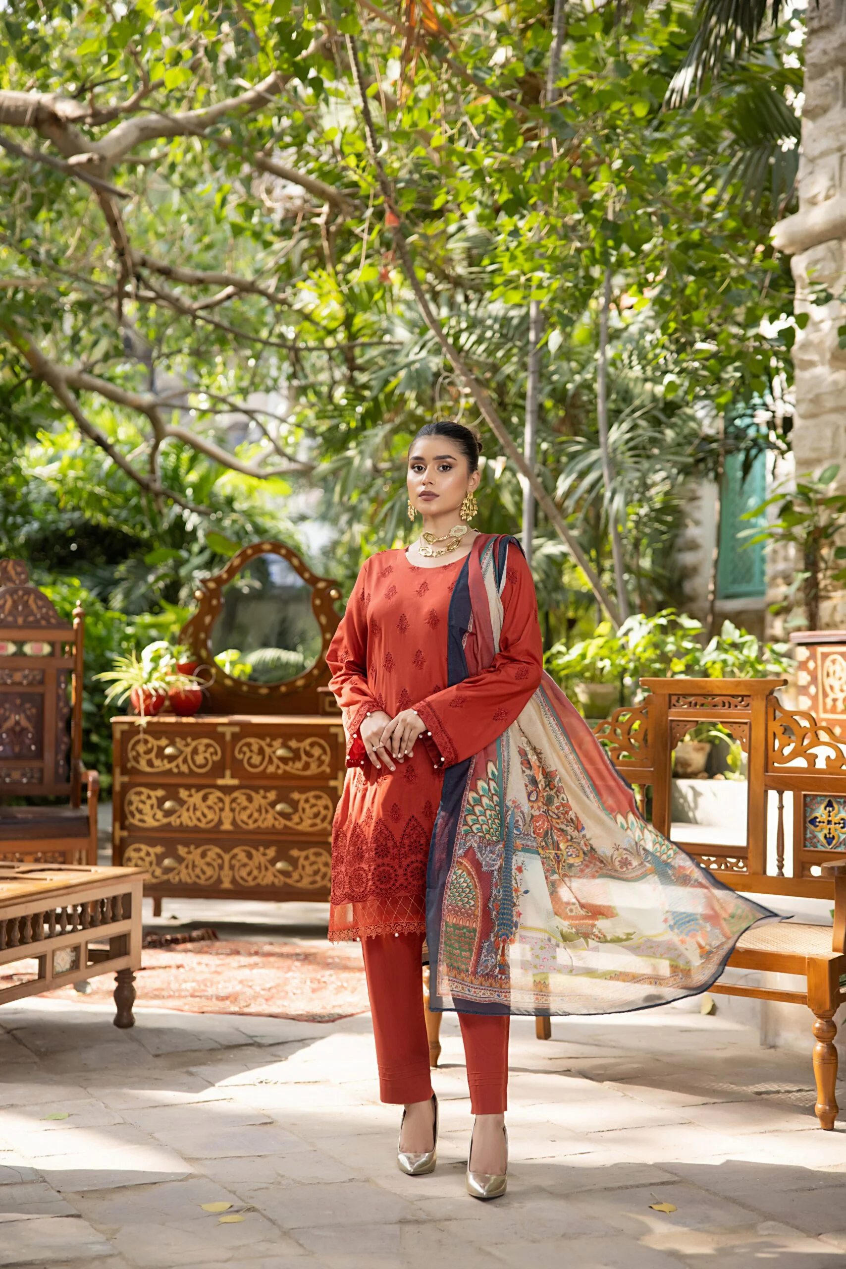 Bahaar X Regalia Stitched Collection – BRS-5 - Image 6