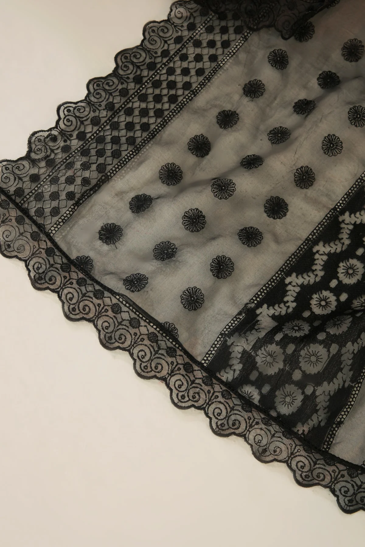 Baroque Embroidered Organza Dupatta-40 - Image 3
