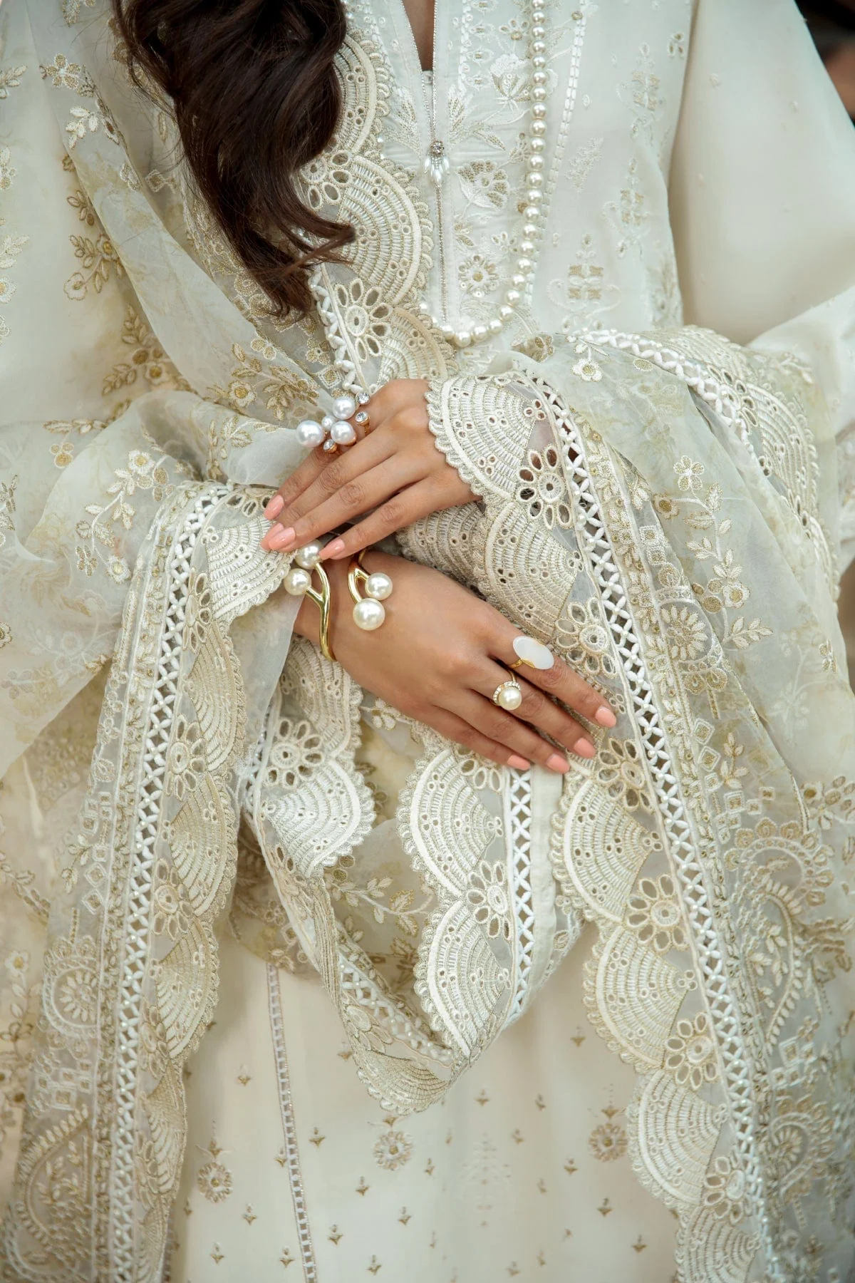 Baroque Embroidered Swiss Voile Collection 2022 – SV08 D02 - Image 10