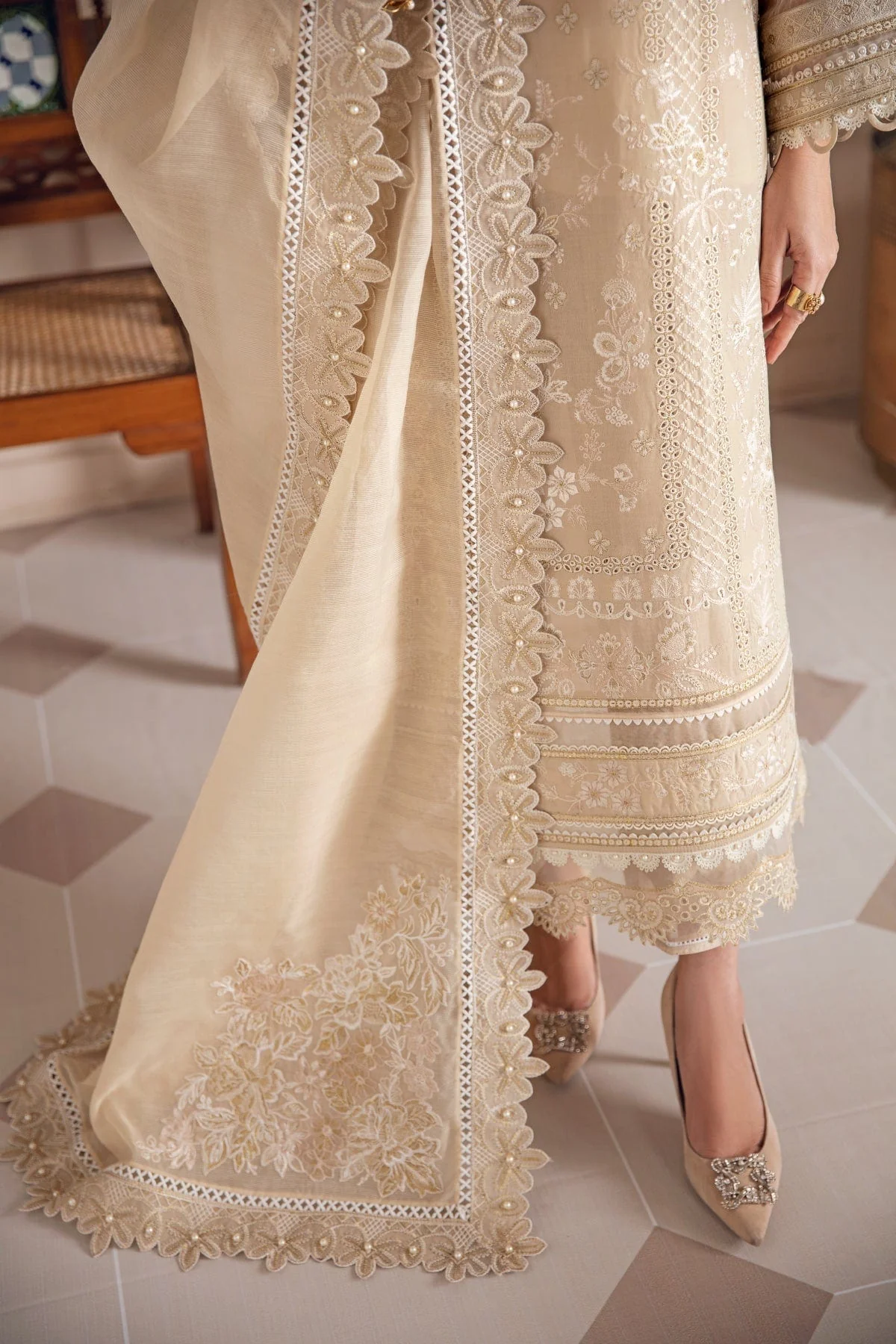 Baroque Khurmi Embroidered Swiss Lawn Collection 2022  – SL09-D05 - Image 5