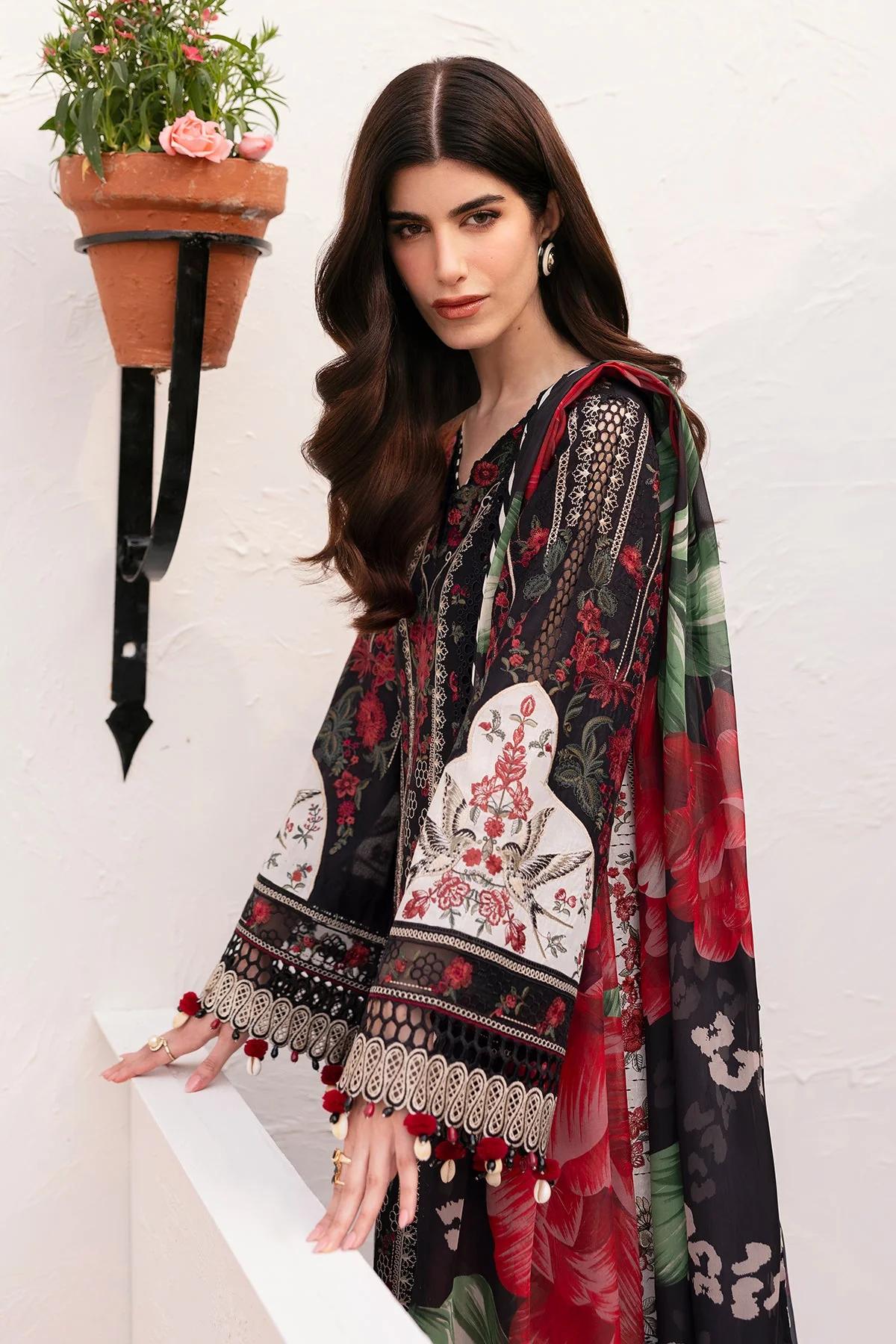 Baroque Luxury Eid Lawn – EL-D01 - Image 3