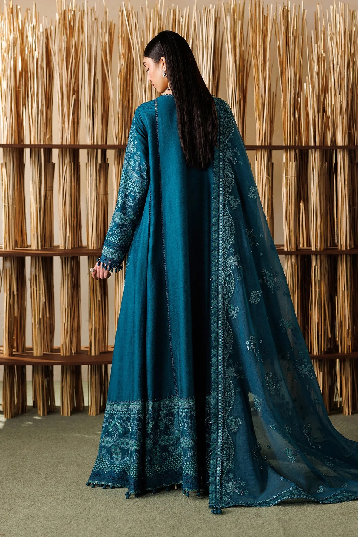 Baroque Luxury Eid Lawn – EL26-D04 - Image 6