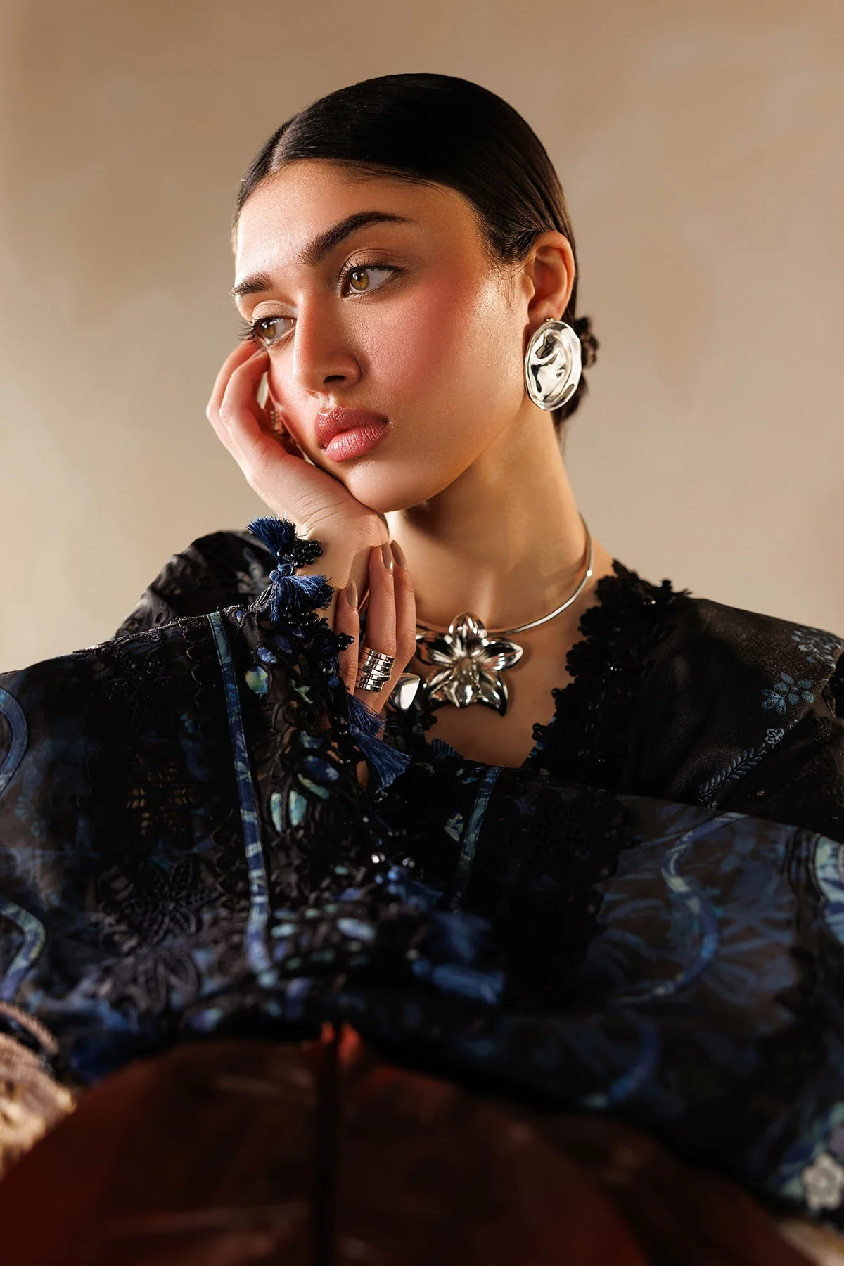 Baroque Luxury Eid Lawn – EL26-D08 - Image 8