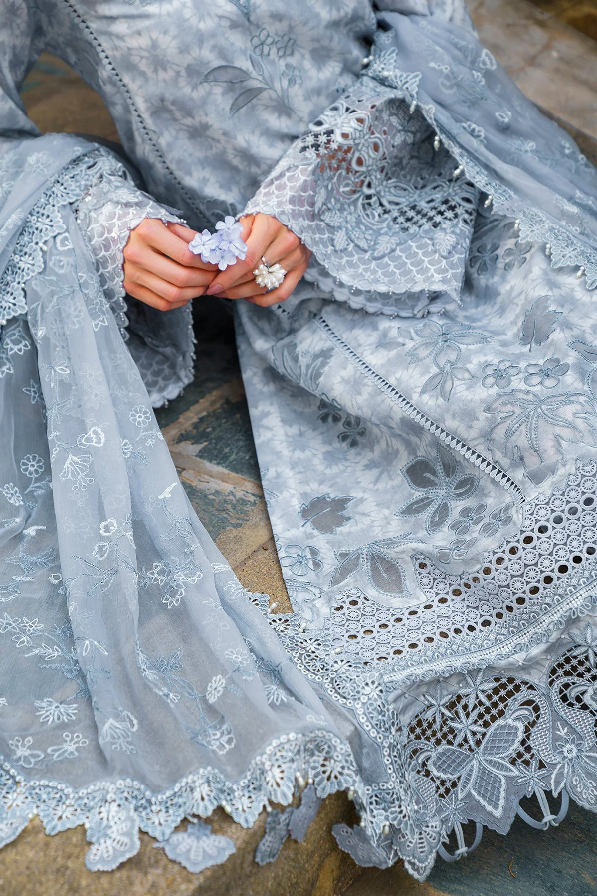 Baroque Swiss Lawn Collection – Elan SL12-D05 - Image 9
