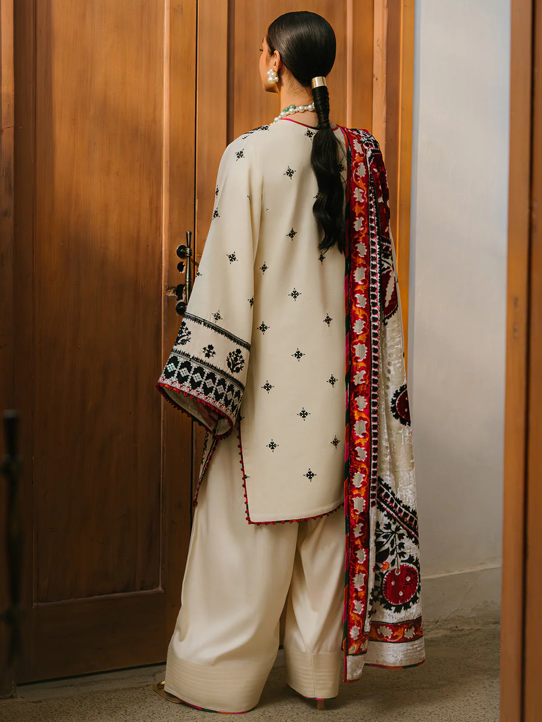 Bin Ilyas Olivia Embroidered Winter – 524-A - Image 3