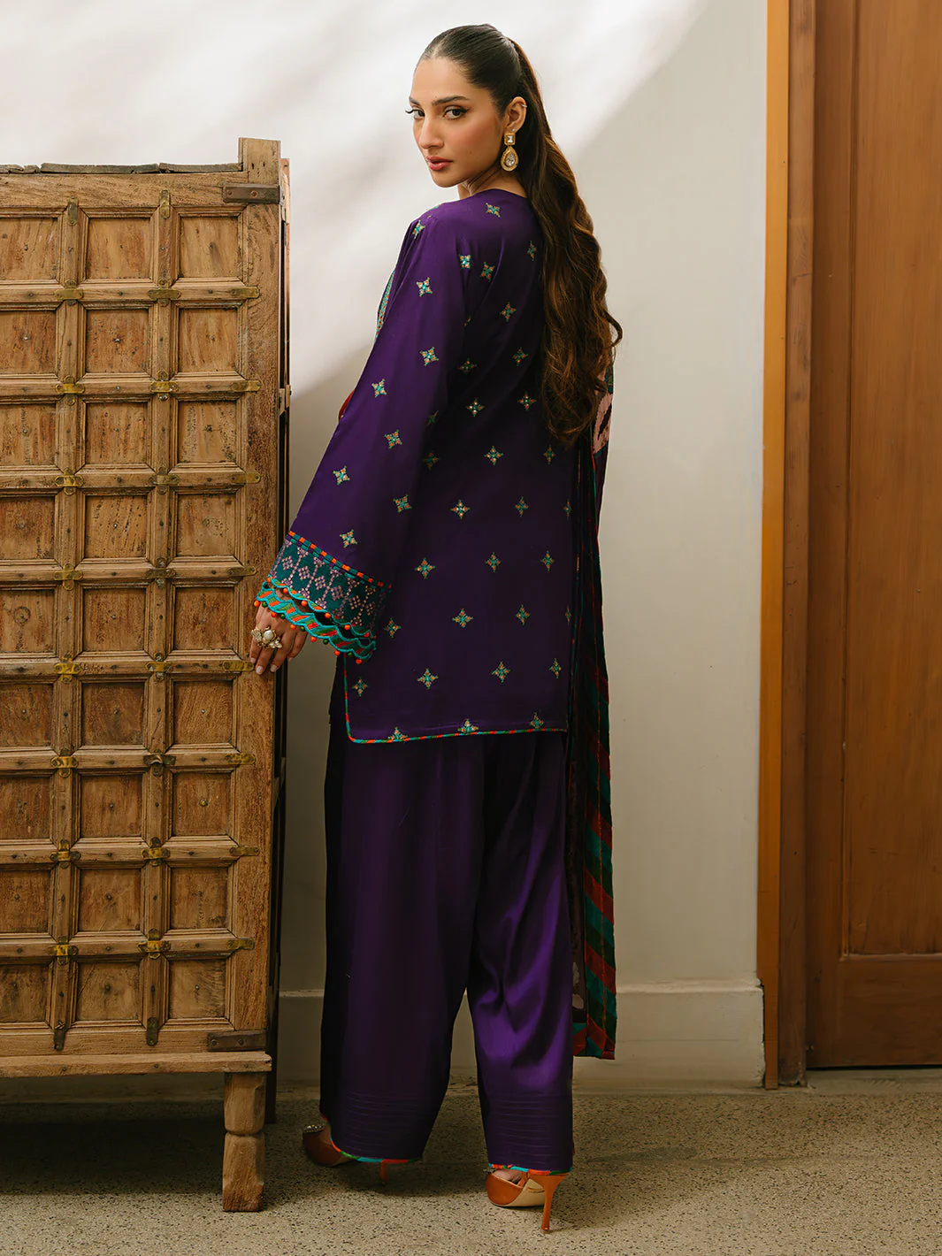 Bin Ilyas Olivia Embroidered Winter – 524-B - Image 3