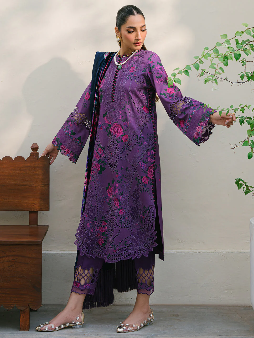 Bin Ilyas Olivia Embroidered Winter – 526-A - Image 4