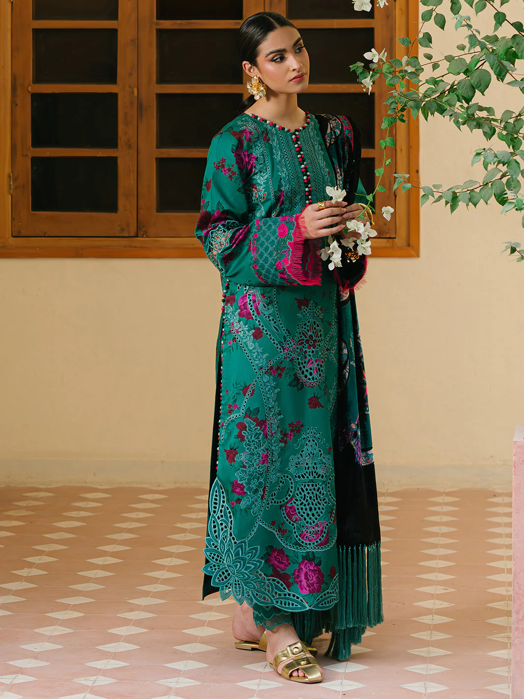 Bin Ilyas Olivia Embroidered Winter – 526-B - Image 11
