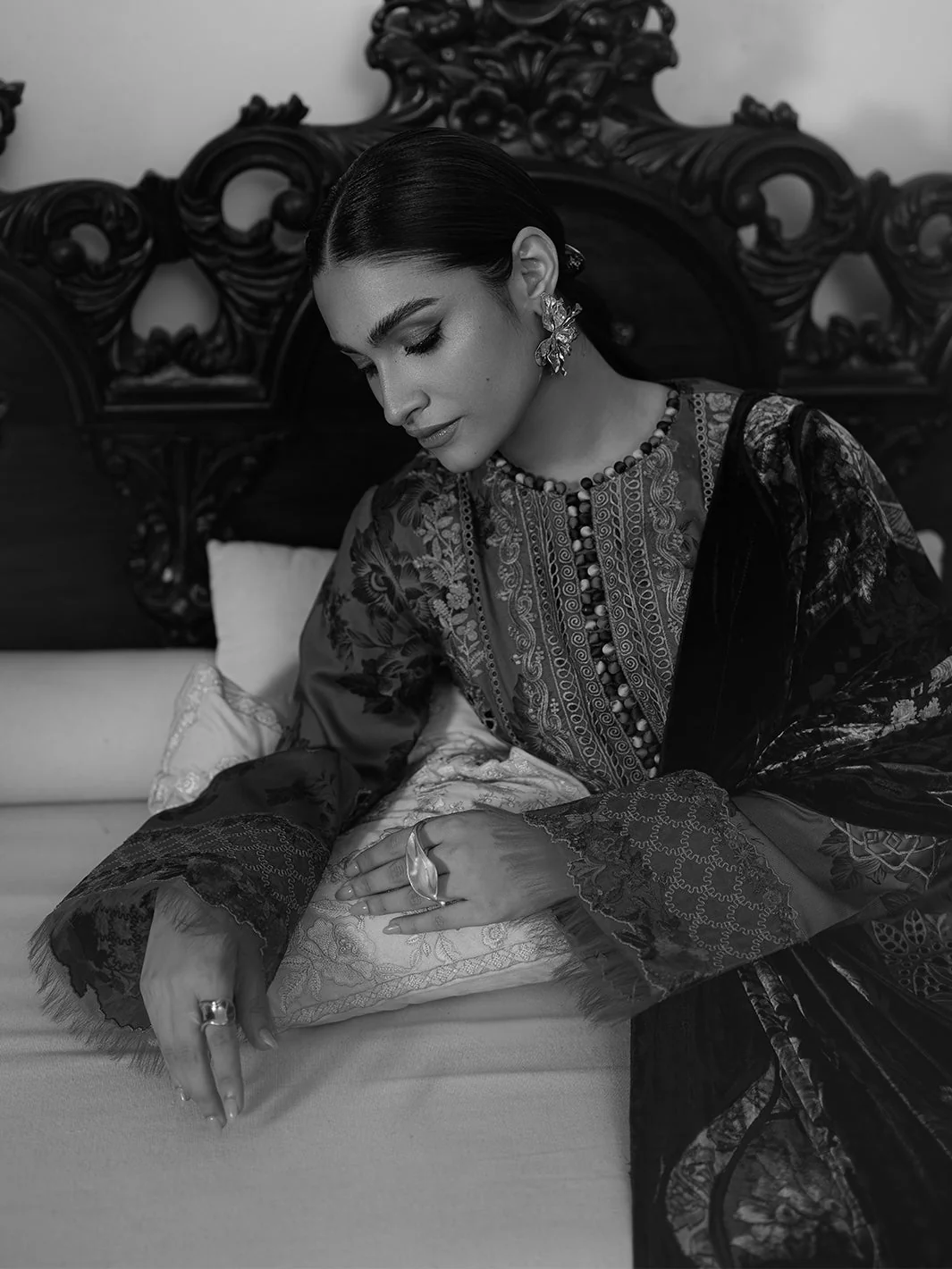 Bin Ilyas Olivia Embroidered Winter – 526-B - Image 12