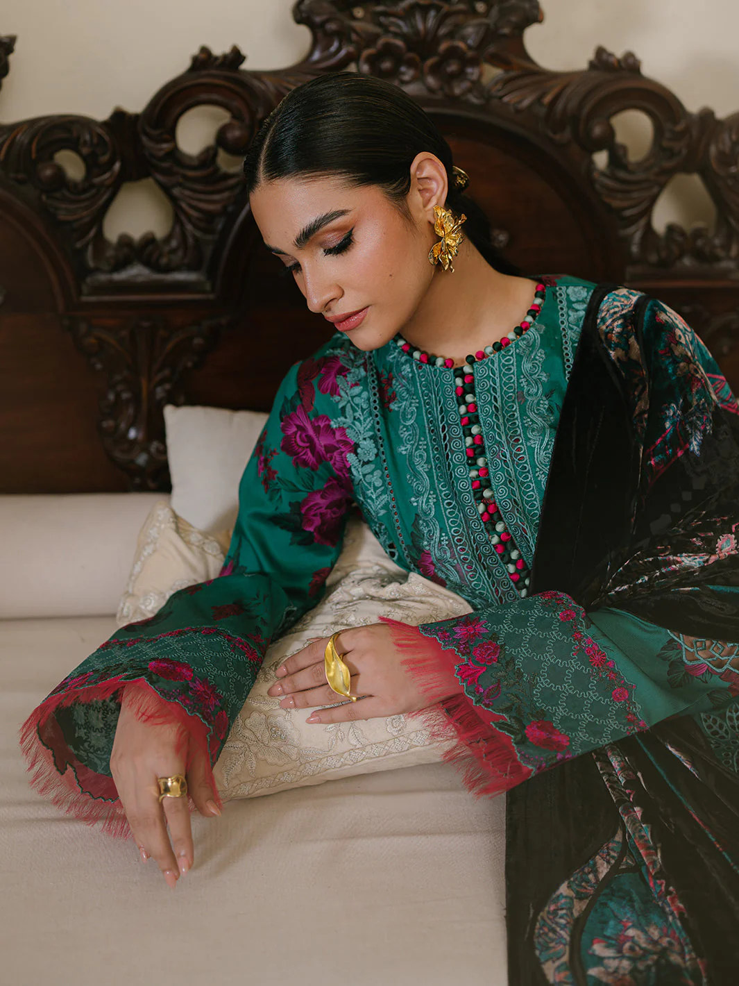 Bin Ilyas Olivia Embroidered Winter – 526-B - Image 7