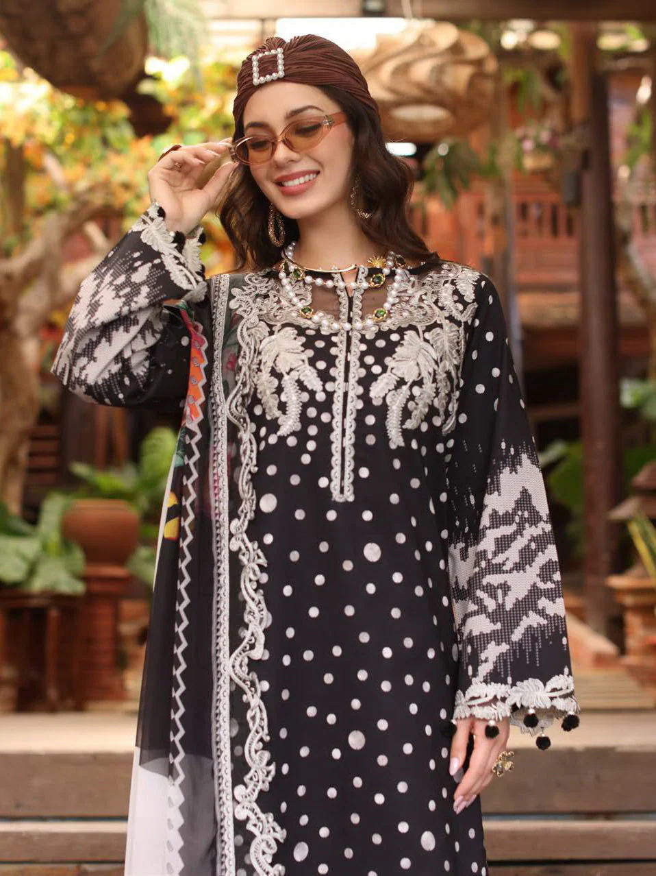Charizma Aniq Lawn – AN5-09 - Image 6