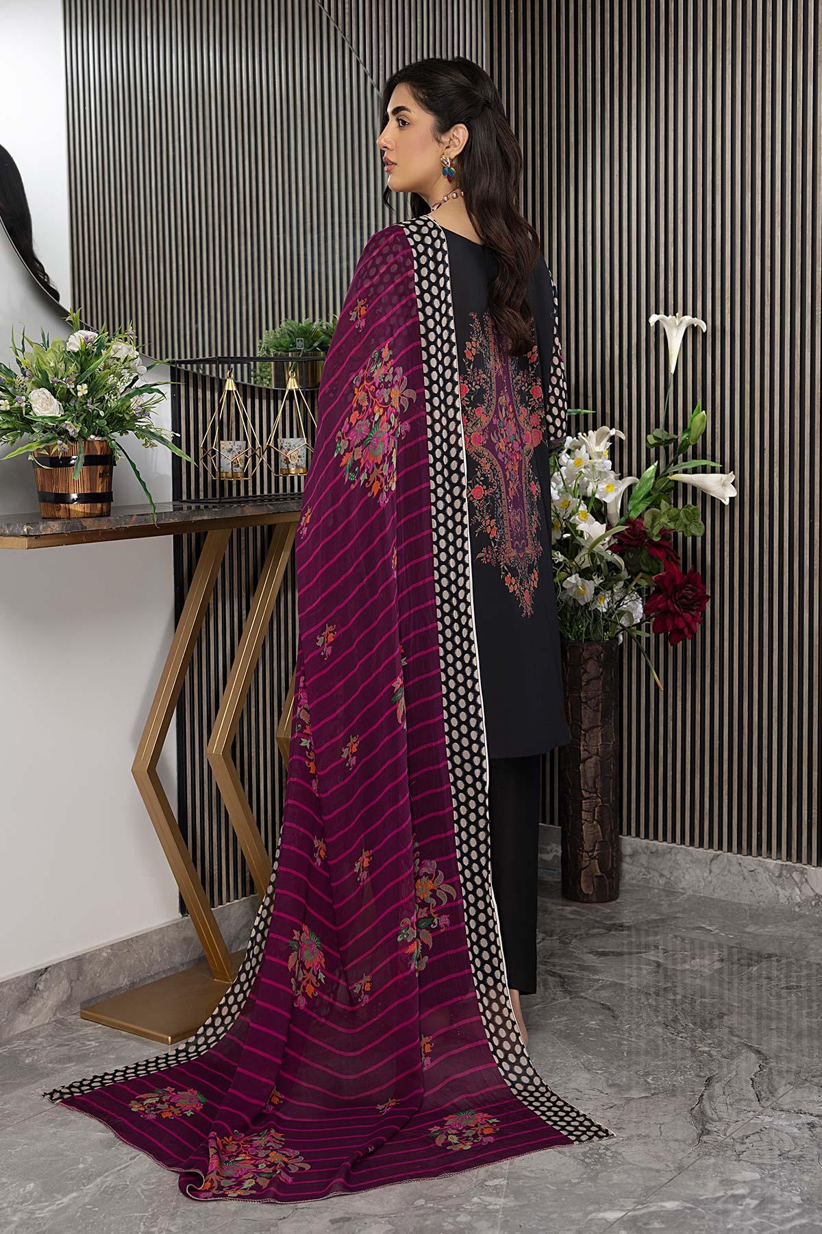 Charizma C-Print Printed Lawn With Chiffon Dupatta – CP23-49 - Image 2