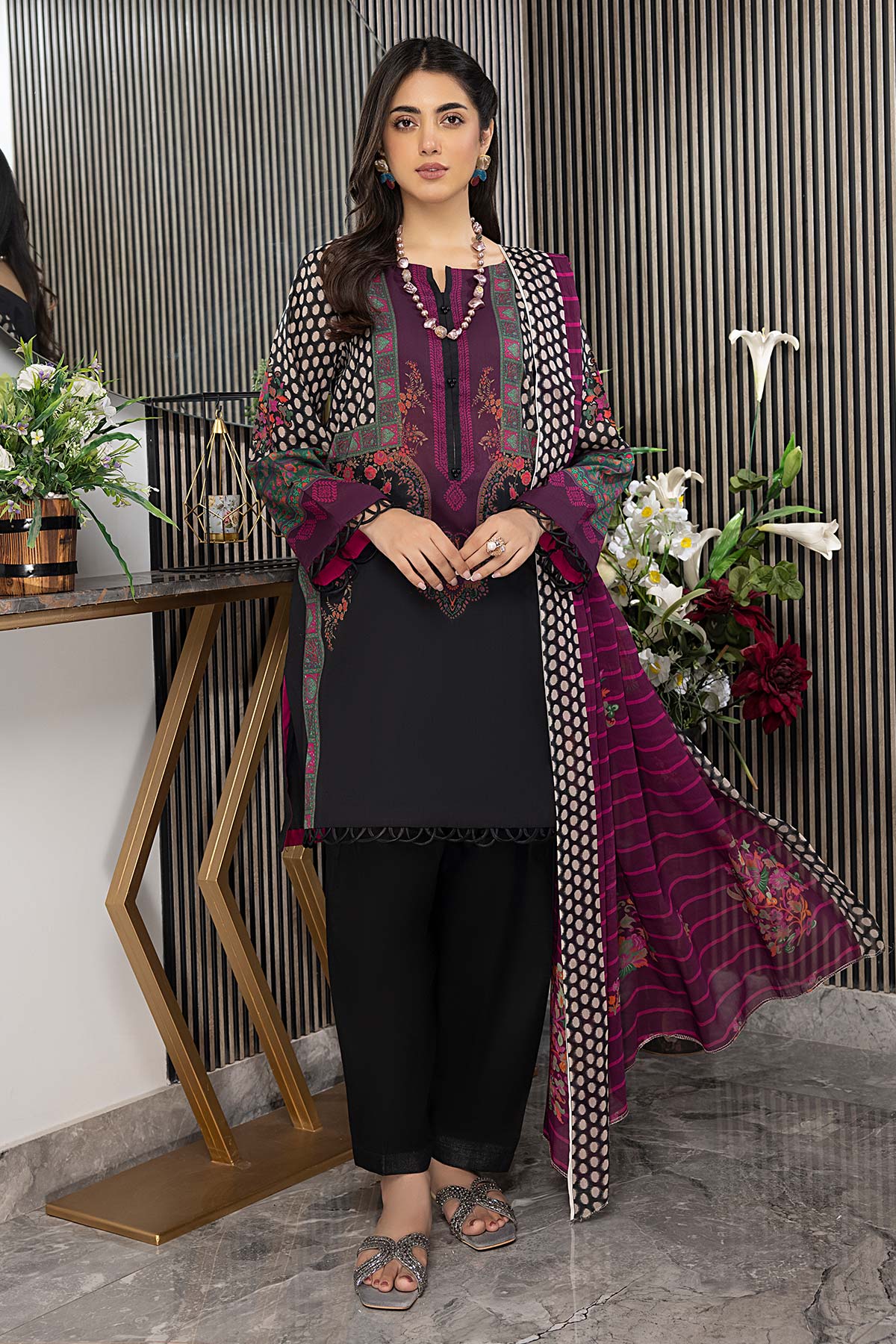 Charizma C-Print Printed Lawn With Chiffon Dupatta – CP23-49 - Image 3