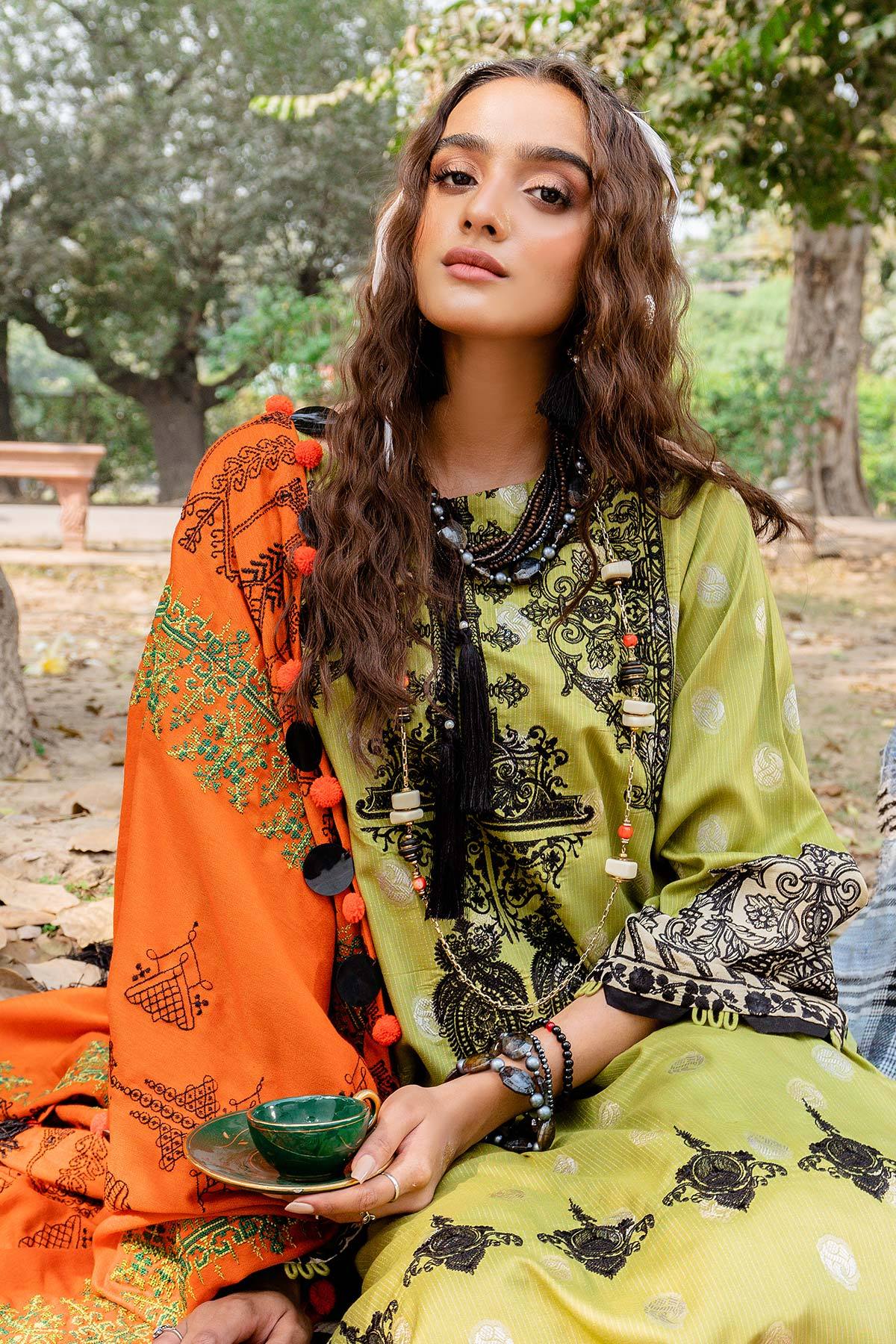 Charizma Masakali · Embroidered Masoori Jacquard with Embroidered Shawl – MSK-17 - Image 2