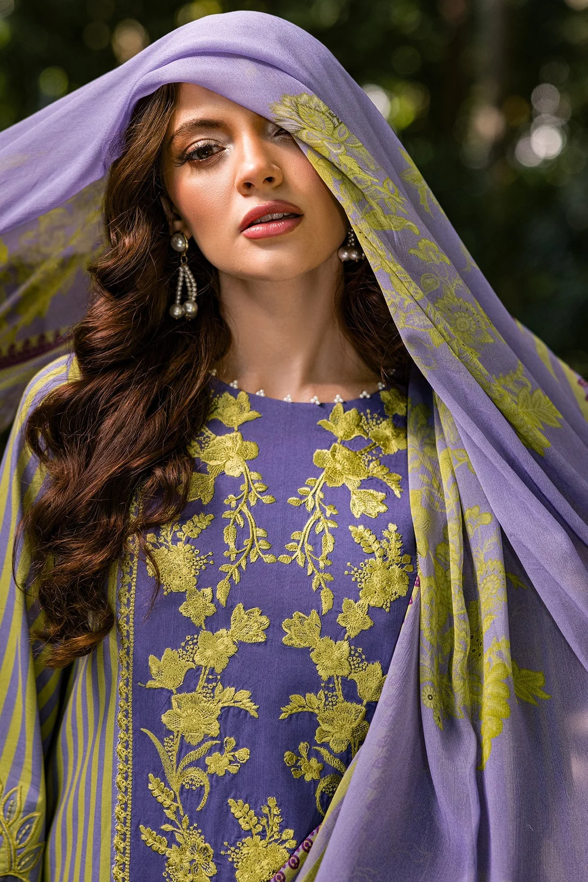 Charizma Naranji Lawn – CN5-02 - Image 2