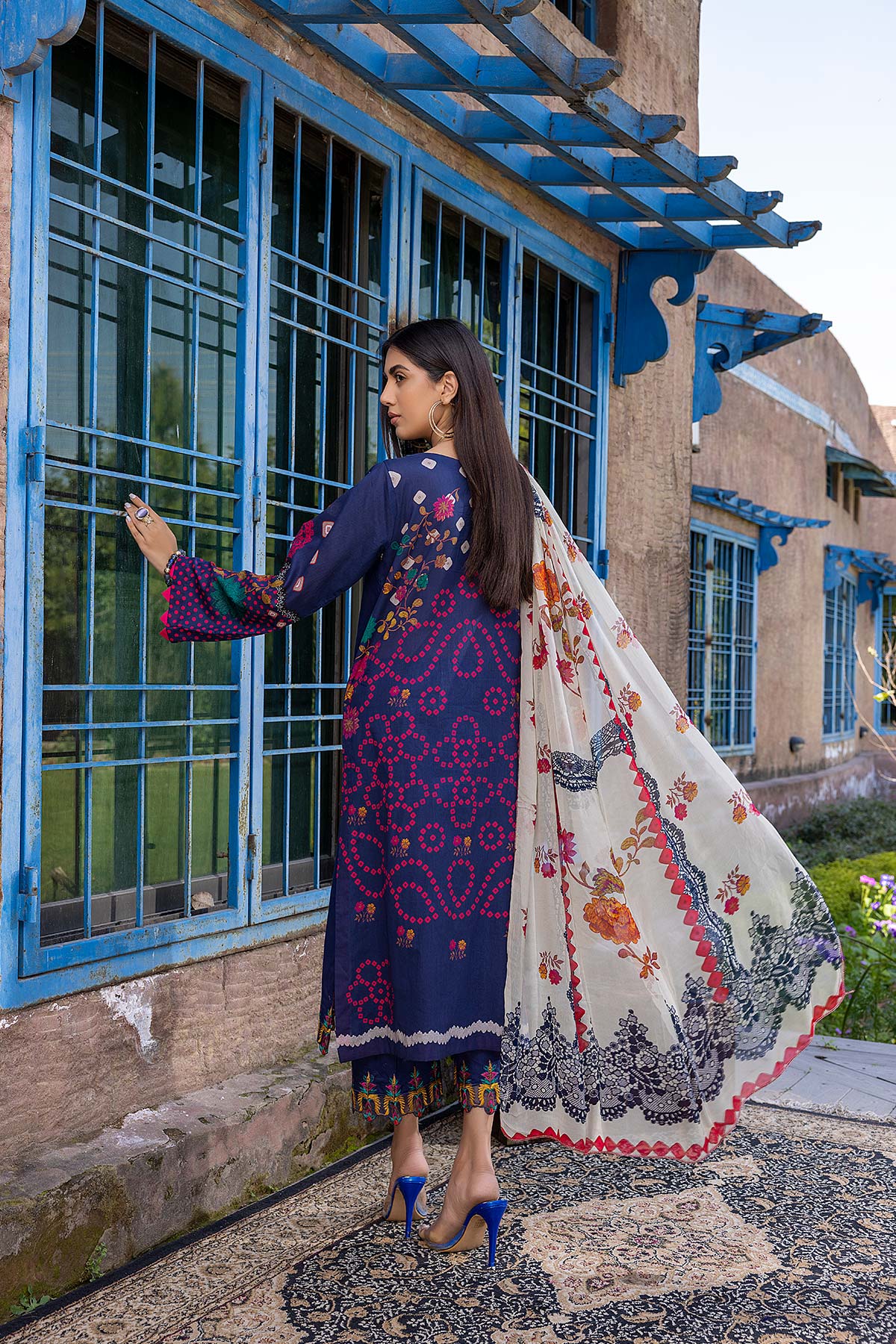 Charizma Reem Lawn Collection Vol-2 – RM22-14 - Image 2