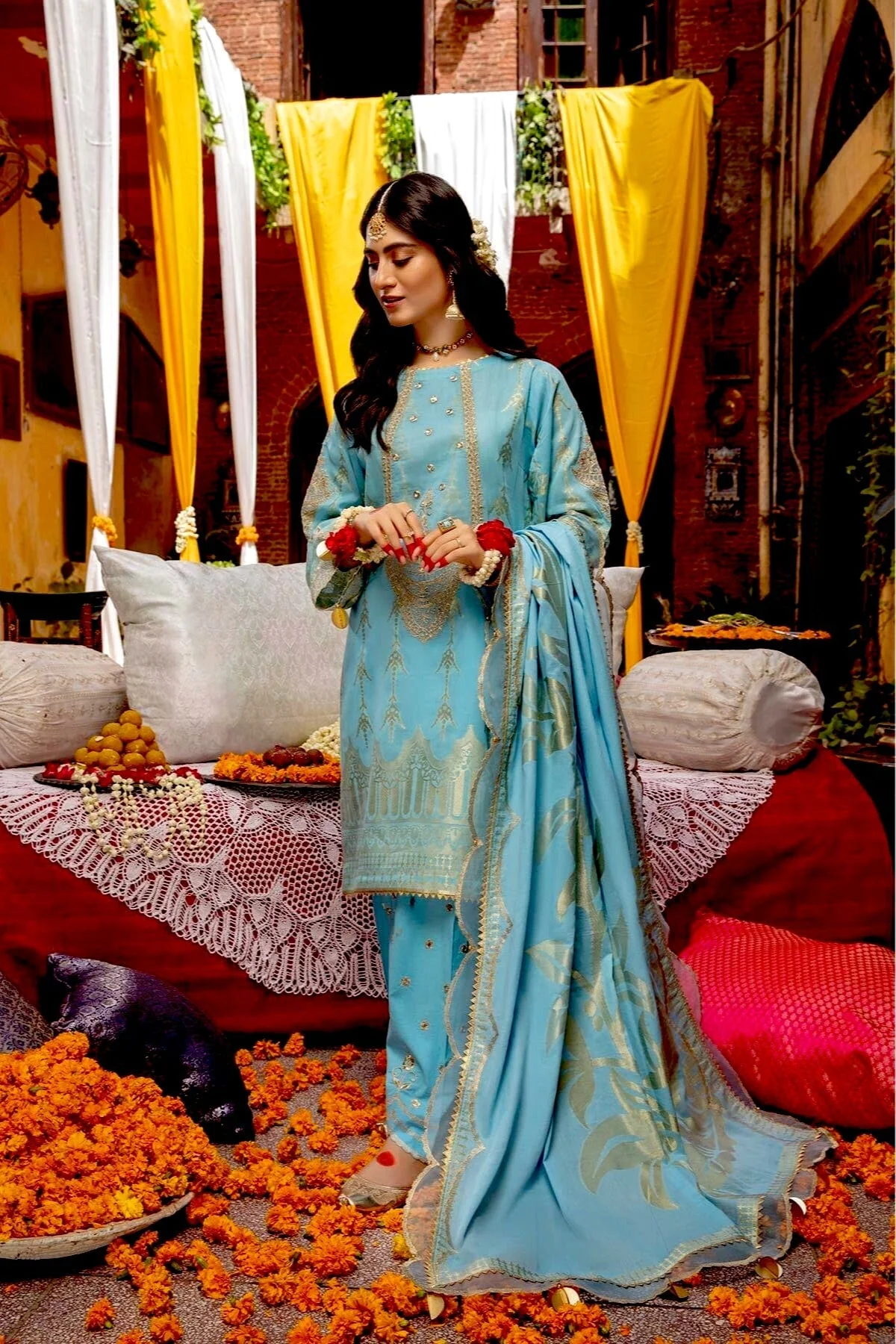 Charizma Signature Embroidered Cambric Jacquard Collection – CJ-03 - Image 3