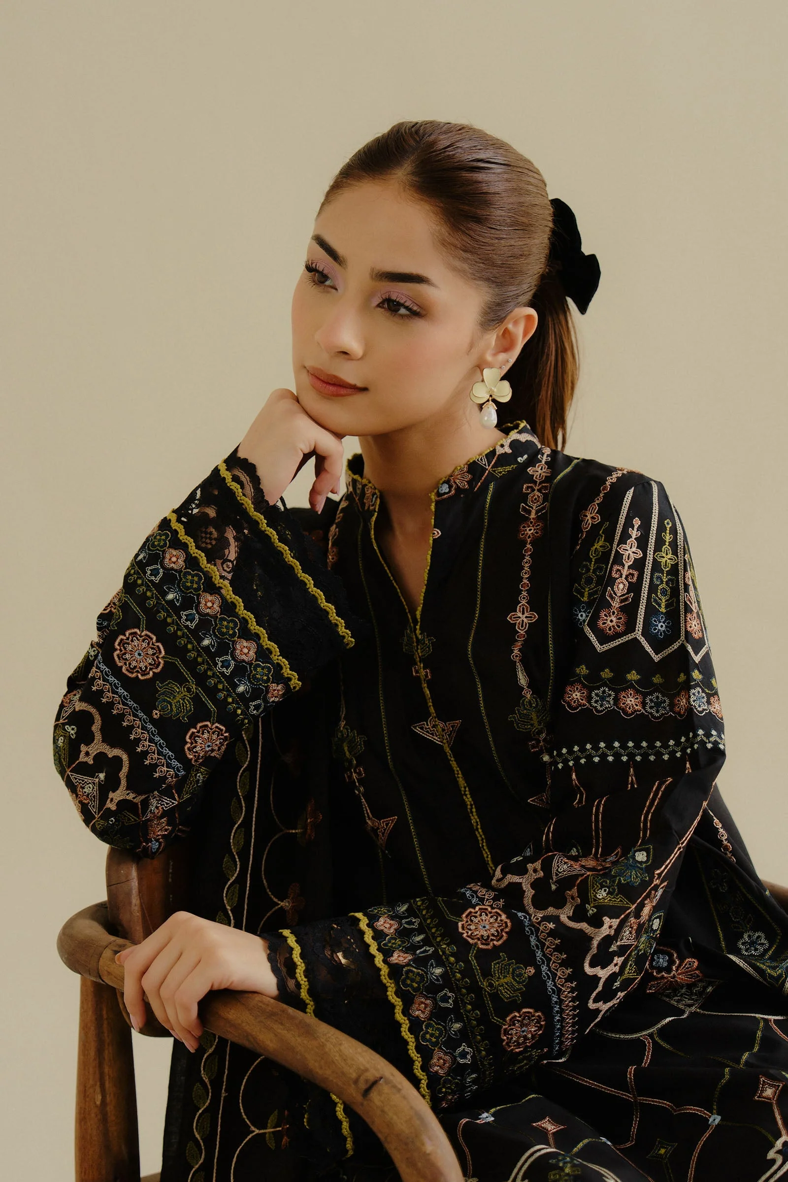 Coco Lawn Drop II by Zara Shahjahan – Iris-2A - Image 2