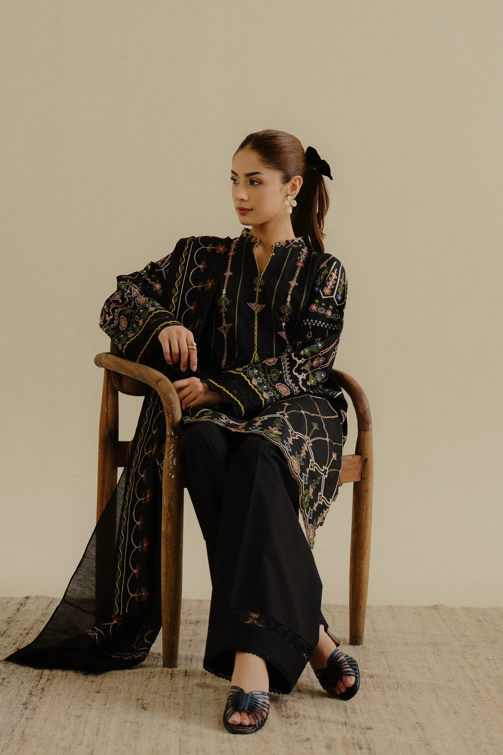 Coco Lawn Drop II by Zara Shahjahan – Iris-2A - Image 3