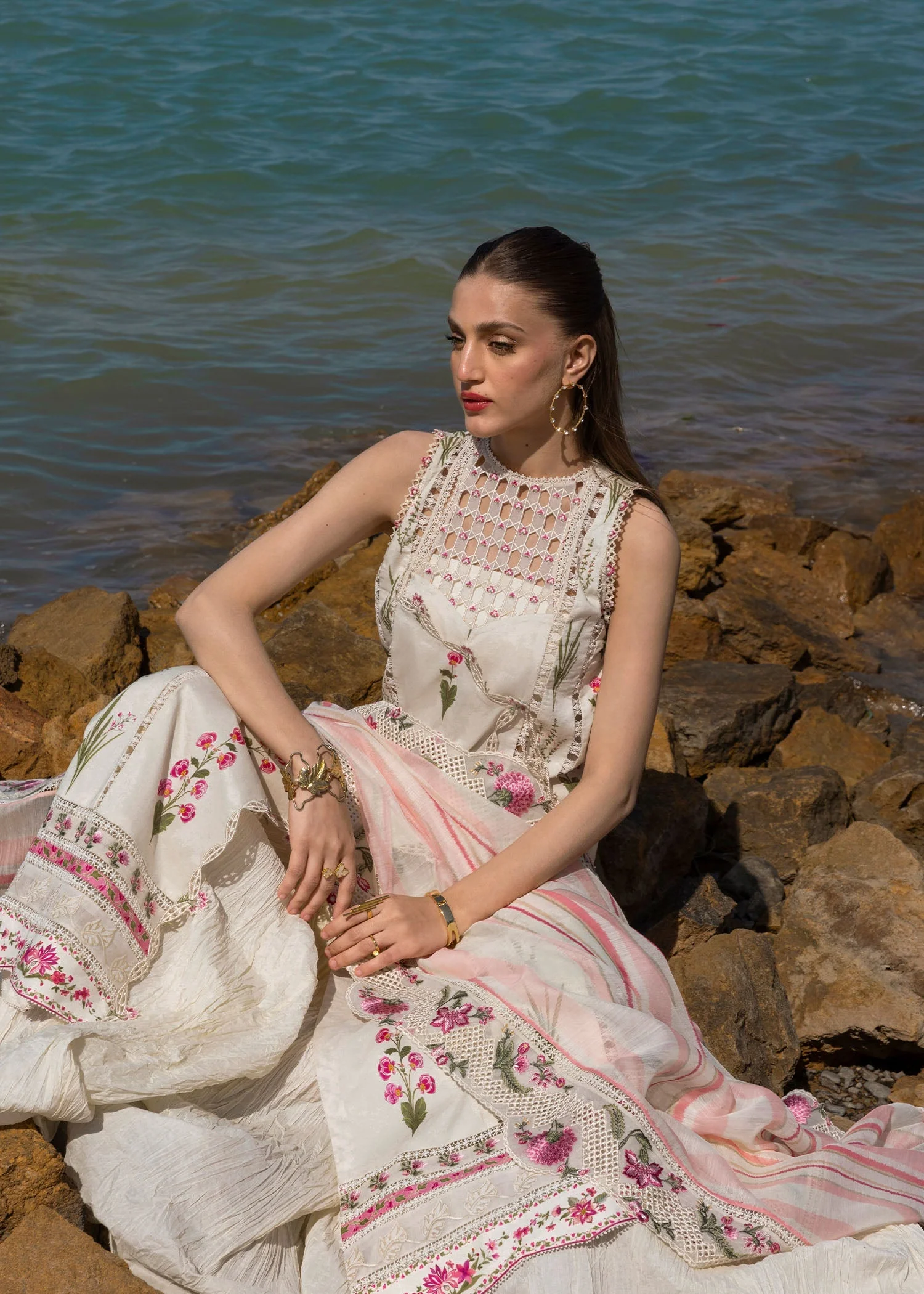 Crimson Flow Luxury Lawn – Once Upon A Flower - D9 B - Image 2