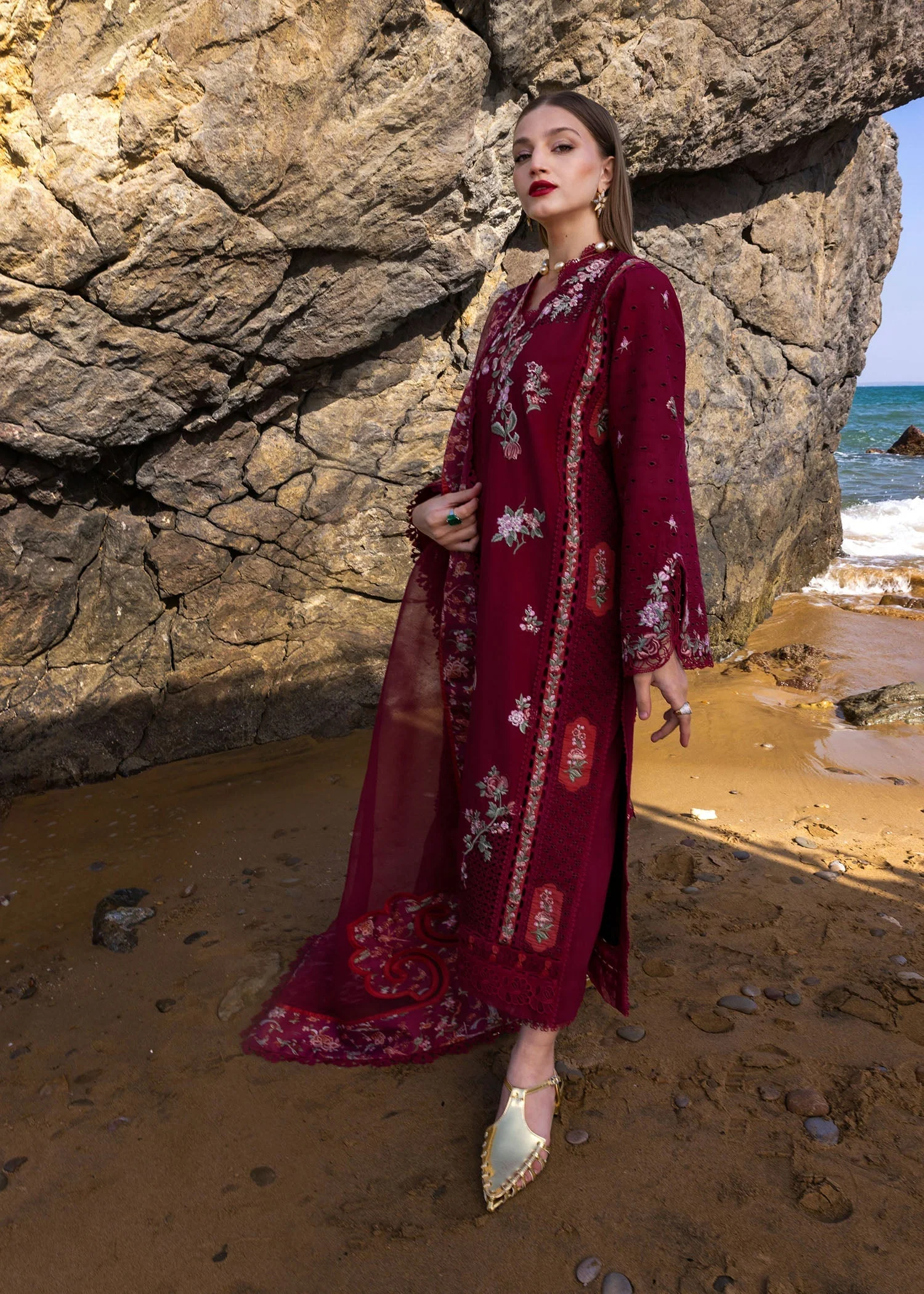 Crimson Flow Luxury Lawn – Parsi Threads - D5 B - Image 4
