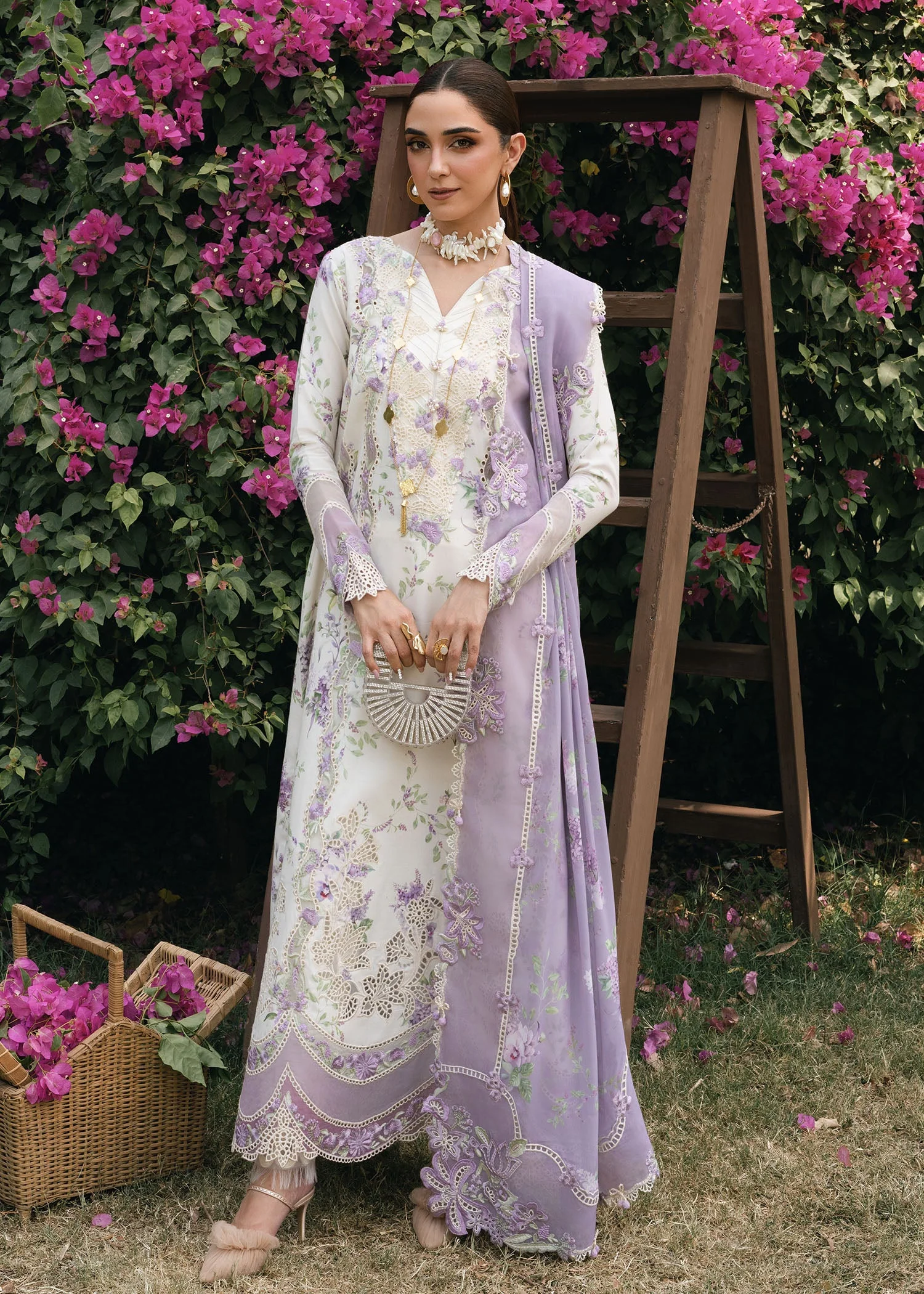 Crimson Tasawar Luxury Lawn – LAVENDER FALL - D5B - Image 3