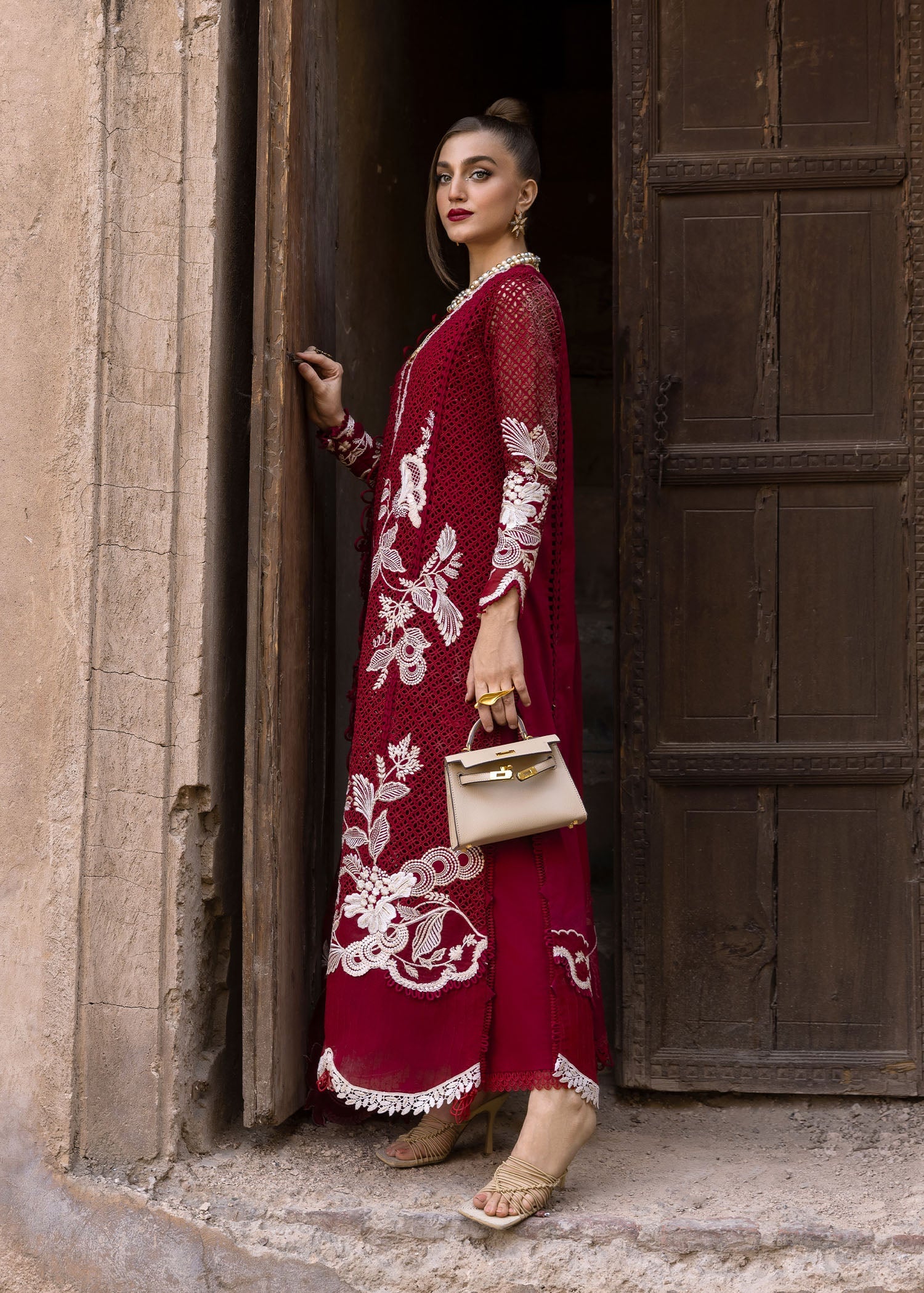 Crimson Tasawar Luxury Lawn – ONE TRUE LOVE - D6A - Image 6