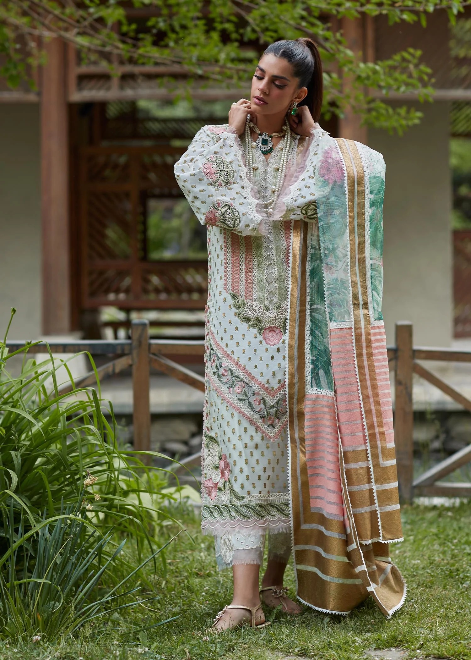 Crimson X Saira Shakira Luxury Lawn Collection – Shigar - D5 A - Image 2