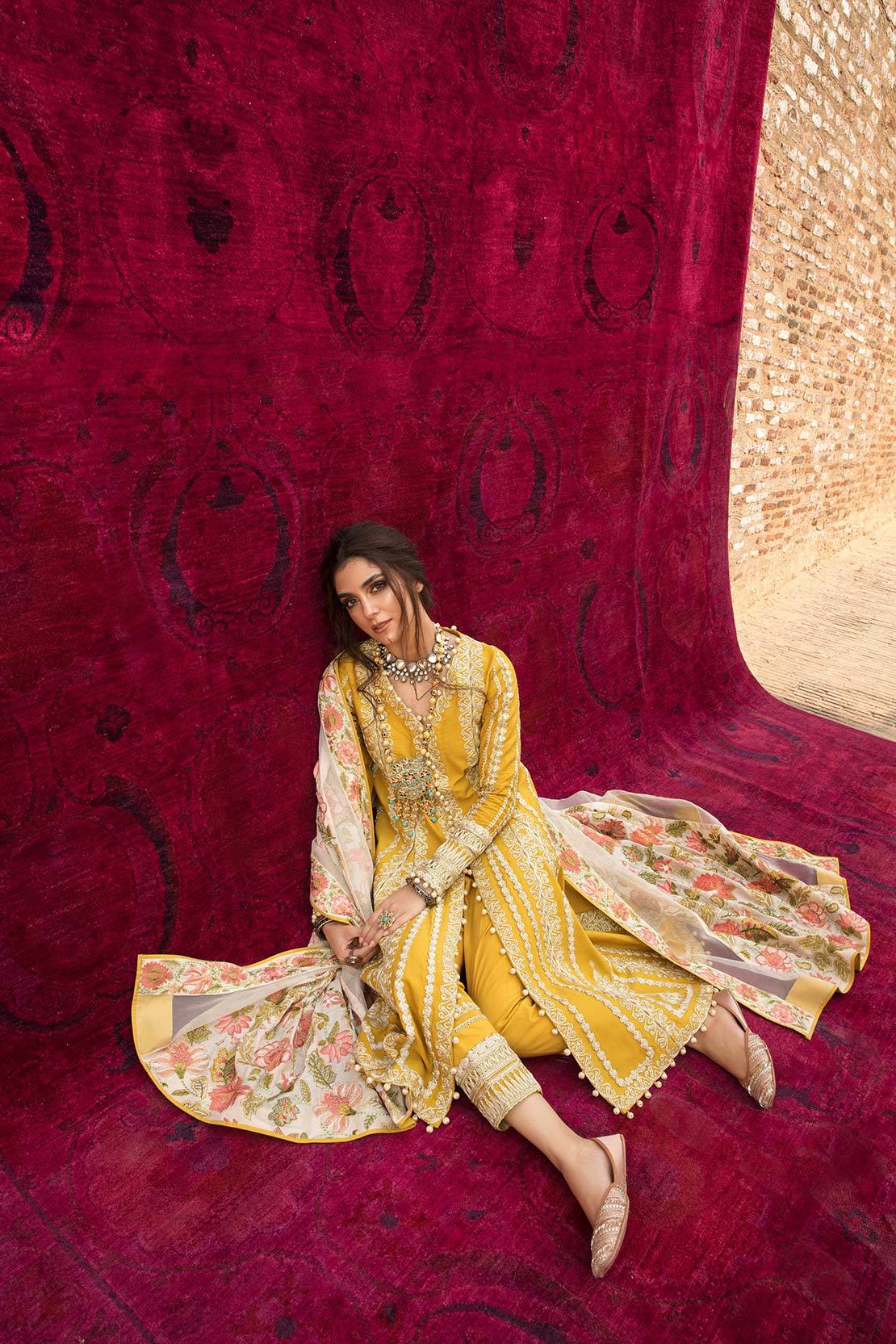 Crimson X Saira Shakira Winter Collection 2020 – Modern Memsaab - Amber - Image 4