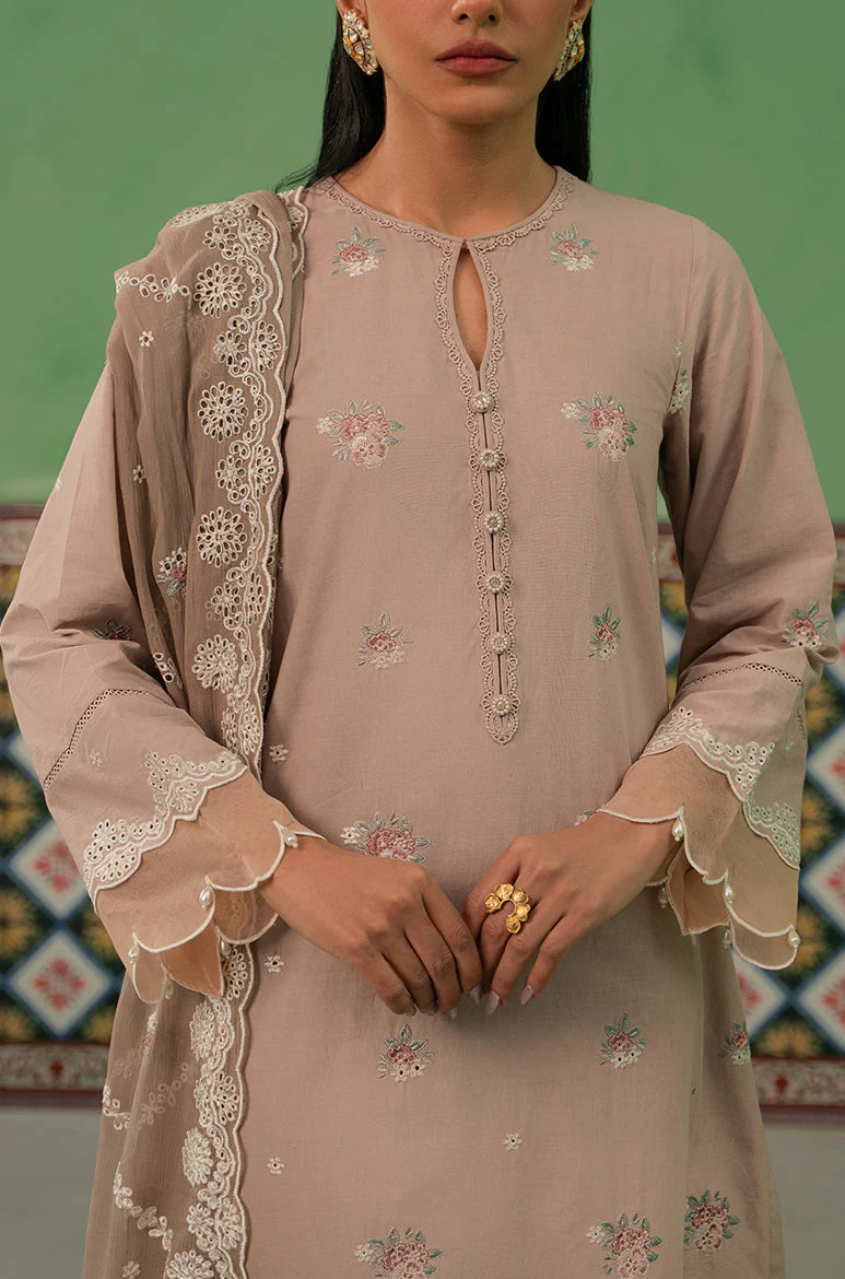 Cross Stitch Mahiri Lawn 2024 – SUMMER BLOOM-3 PIECE LAWN EMBROIDERED SUIT - Image 6