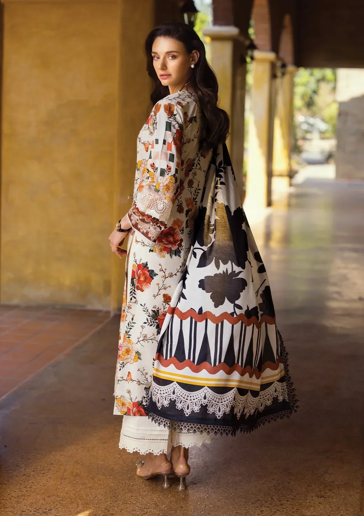 Elaf Chikankari Lawn Collection 2024 – ECT-02A MELROSE - Image 3