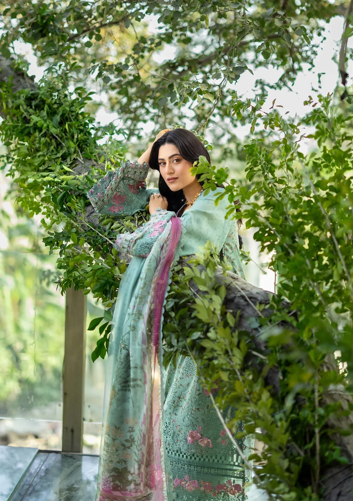 Elaf Chikankari Lawn Prints – ERC-4B NAYAB - Image 9