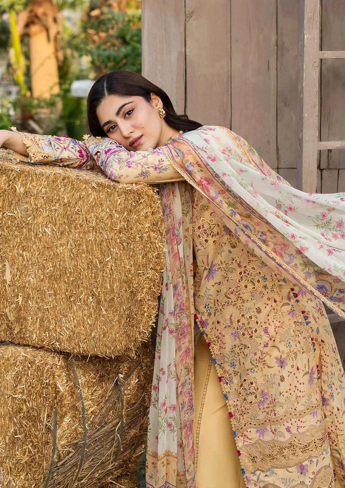 Elaf Chikankari Lawn Prints – ERC-5B KHUSHEE - Image 8