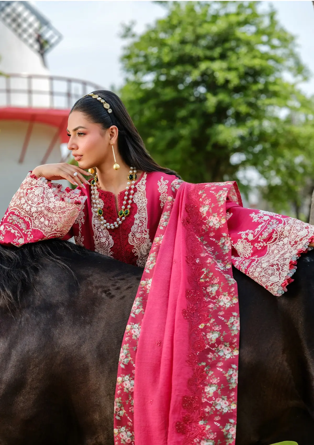 Elaf Luxury Lawn – ELH-6B JULIET - Image 3