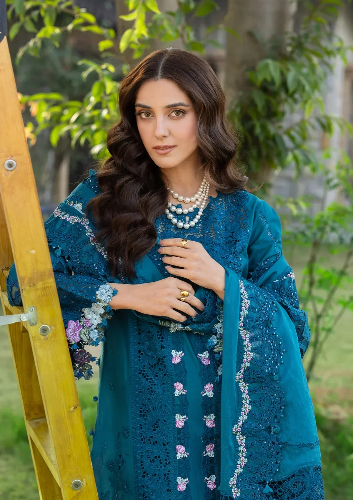 Elaf Luxury Lawn – ELY-06 SAPPHIRE - Image 8