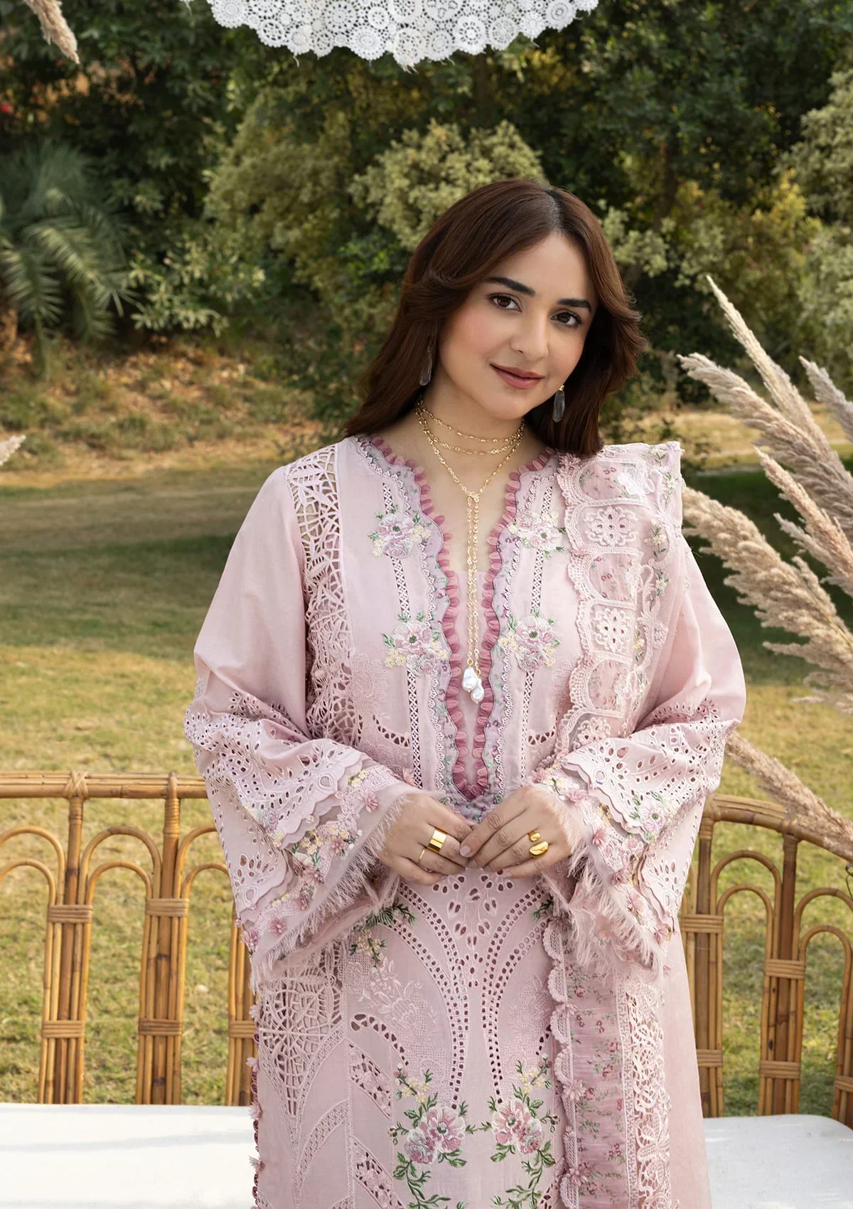 Elaf Luxury Lawn – ELY-4A BLOOMING - Image 8