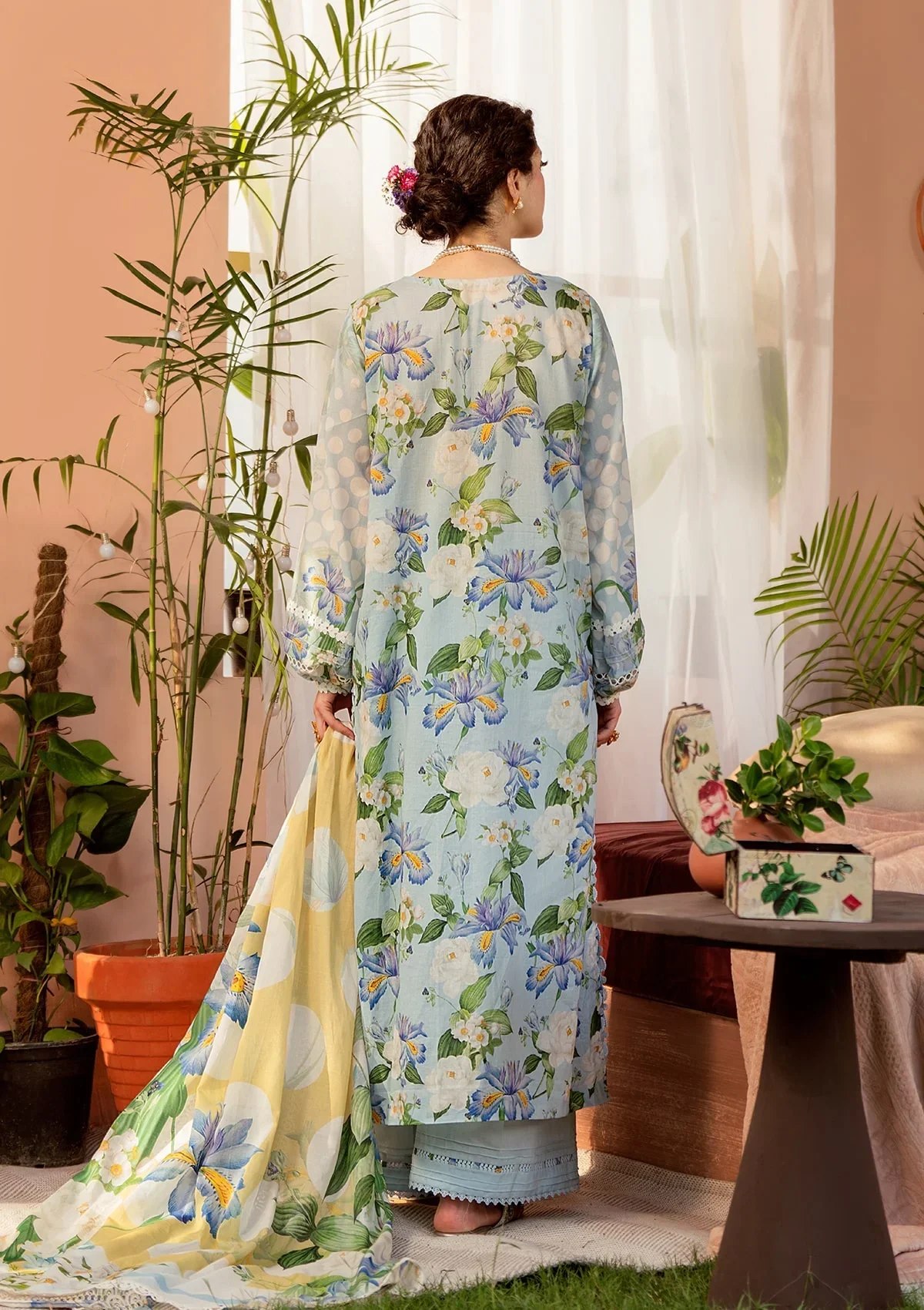 Elaf Prints Lawn Vol-2 – EPS-6B SERENE FLEUR - Image 2