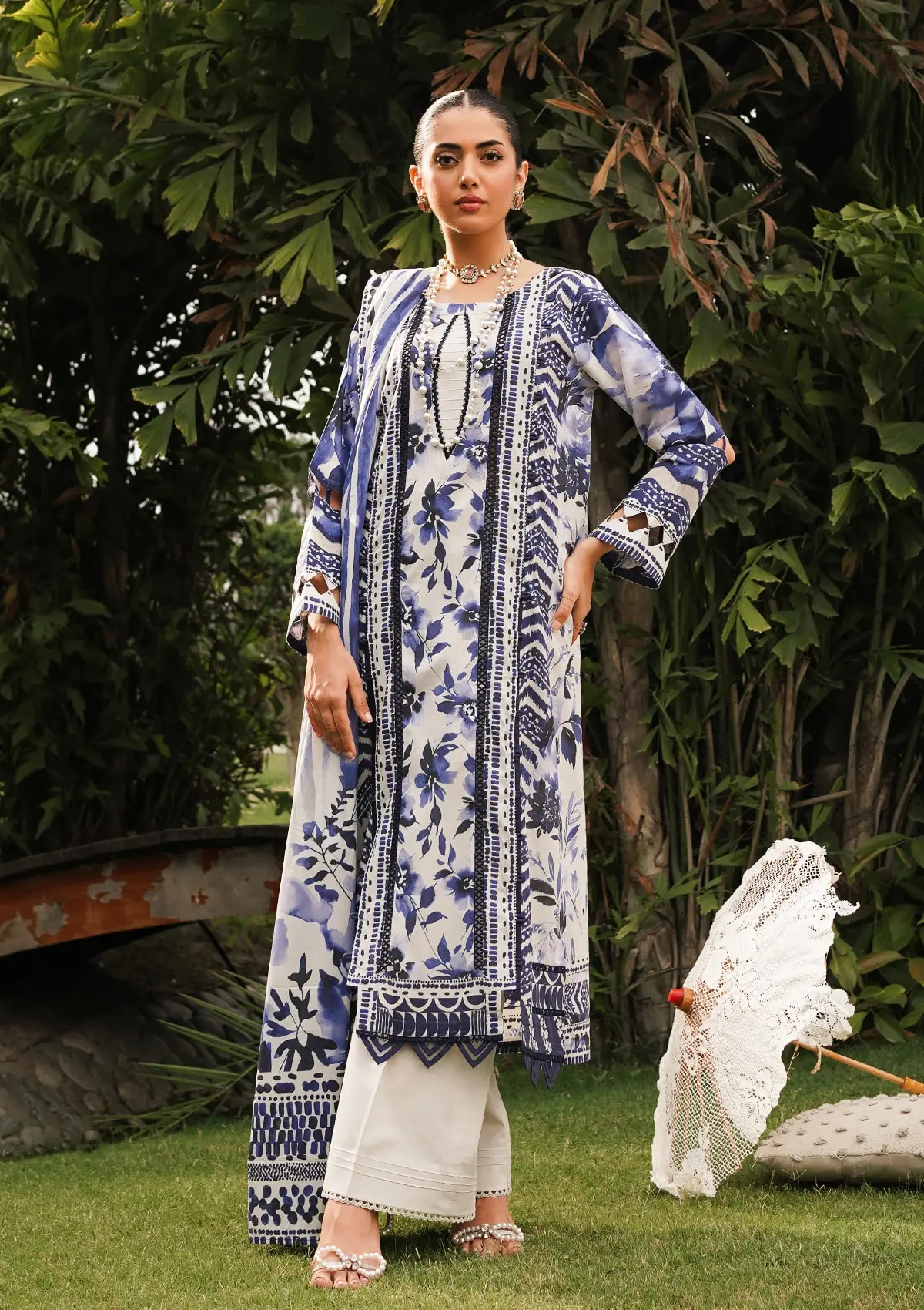 Elaf Prints Printed Lawn – EEP-07A - Shadow Sisters - Image 4