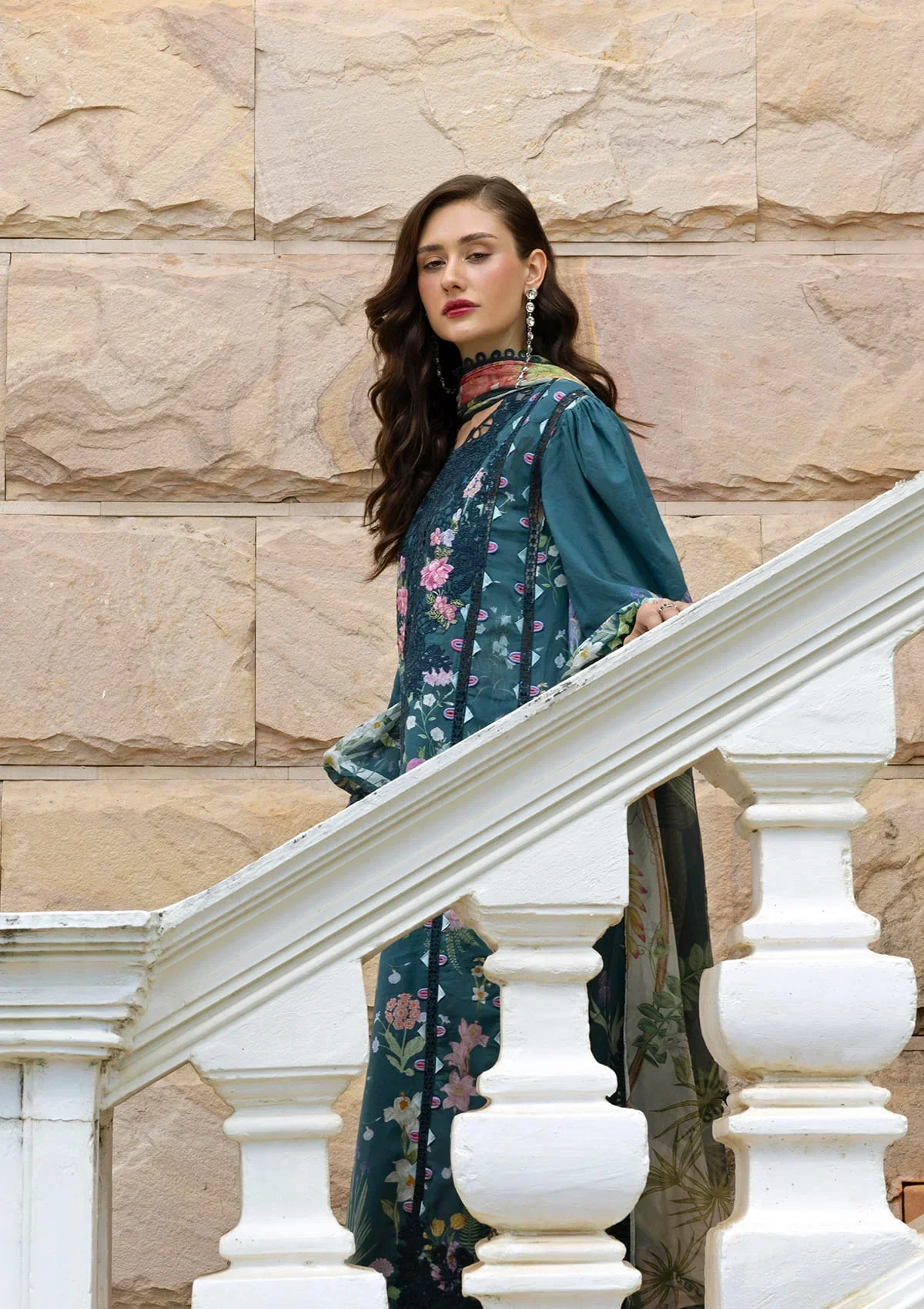 Elaf Signature Embroidered Lawn Prints – ESA-5A OCEANA VEIL - Image 5