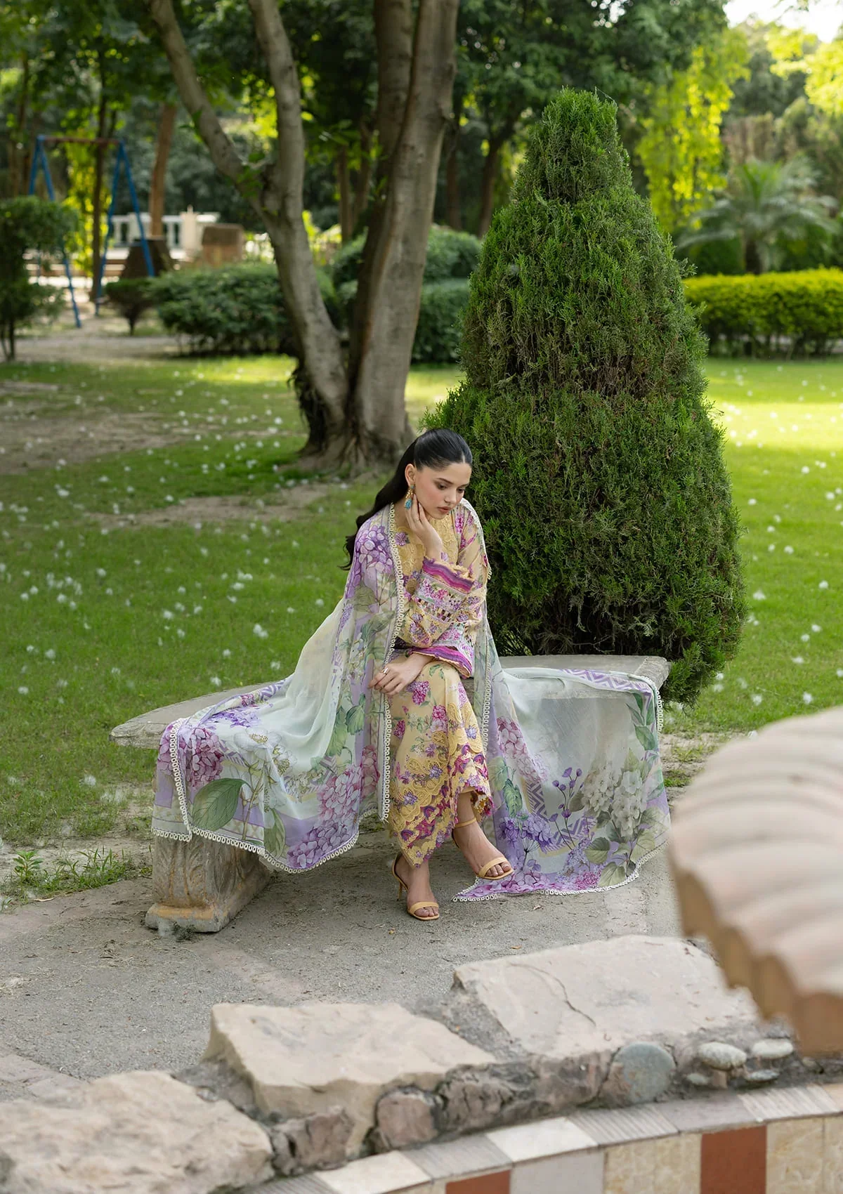 Elaf Signature Lawn Edit – 7a Stella - Image 4