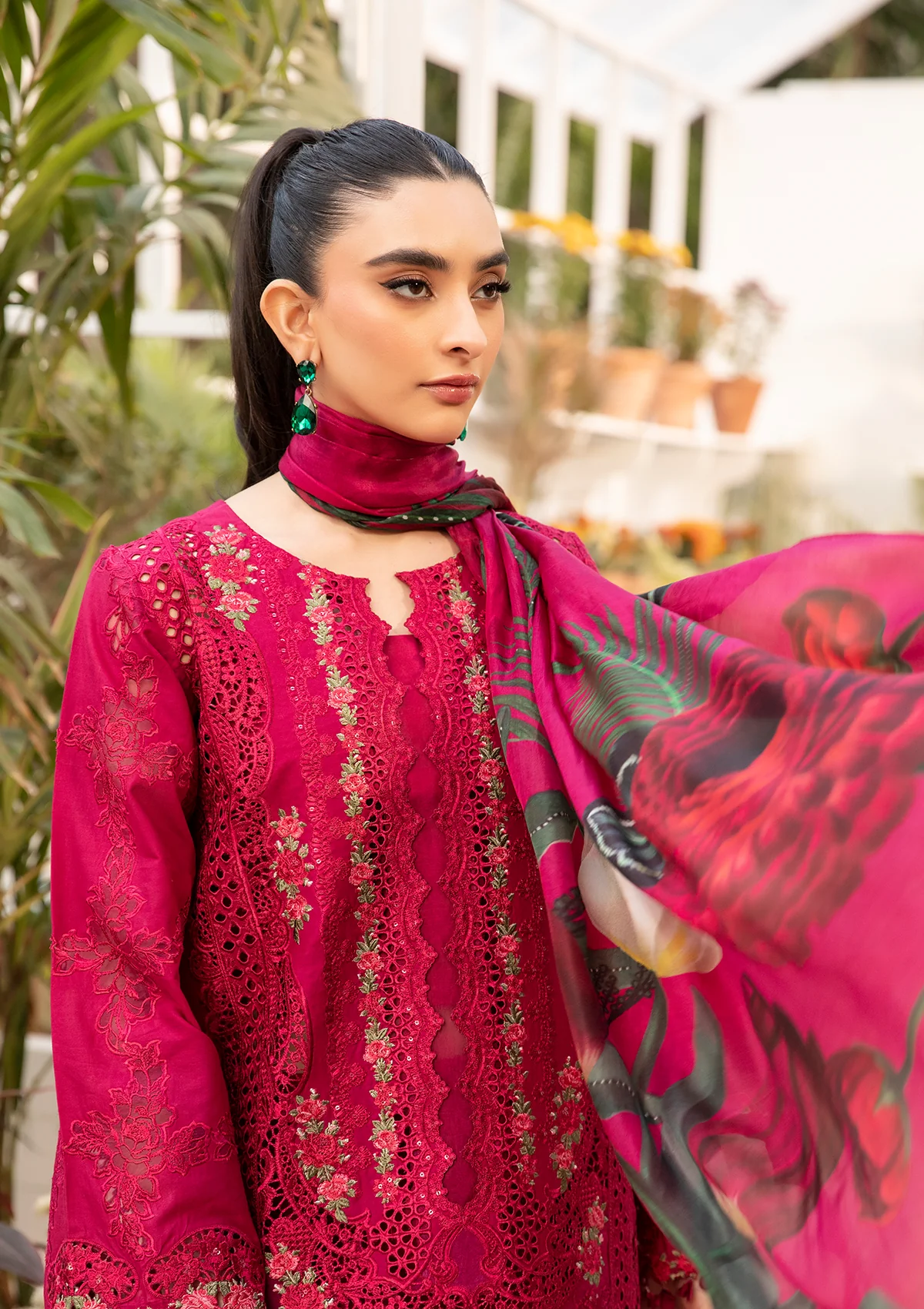 Elaf Summer Luxury Lawn – ELM-10 GULNAR - Image 3
