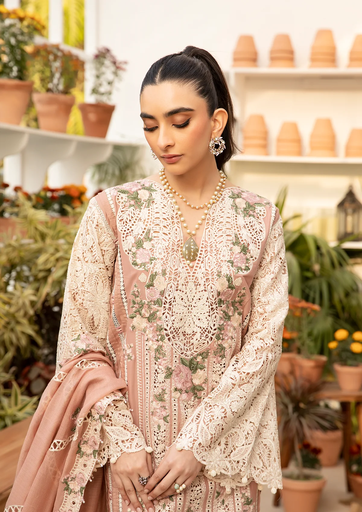 Elaf Summer Luxury Lawn – ELM-12 SHAHANA - Image 8