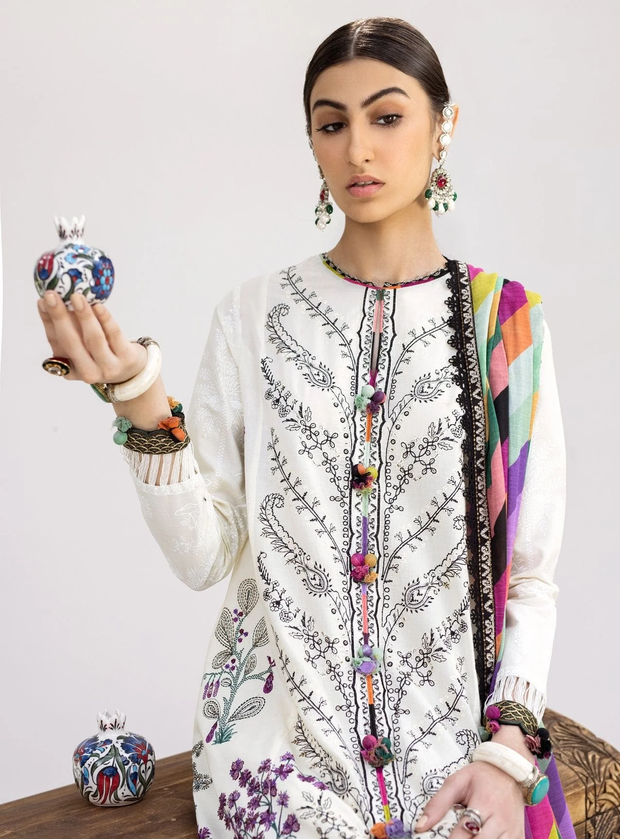 Élan Luxury Lawn Collection 2021 – EL21-03 A (NAZIK) - Image 5