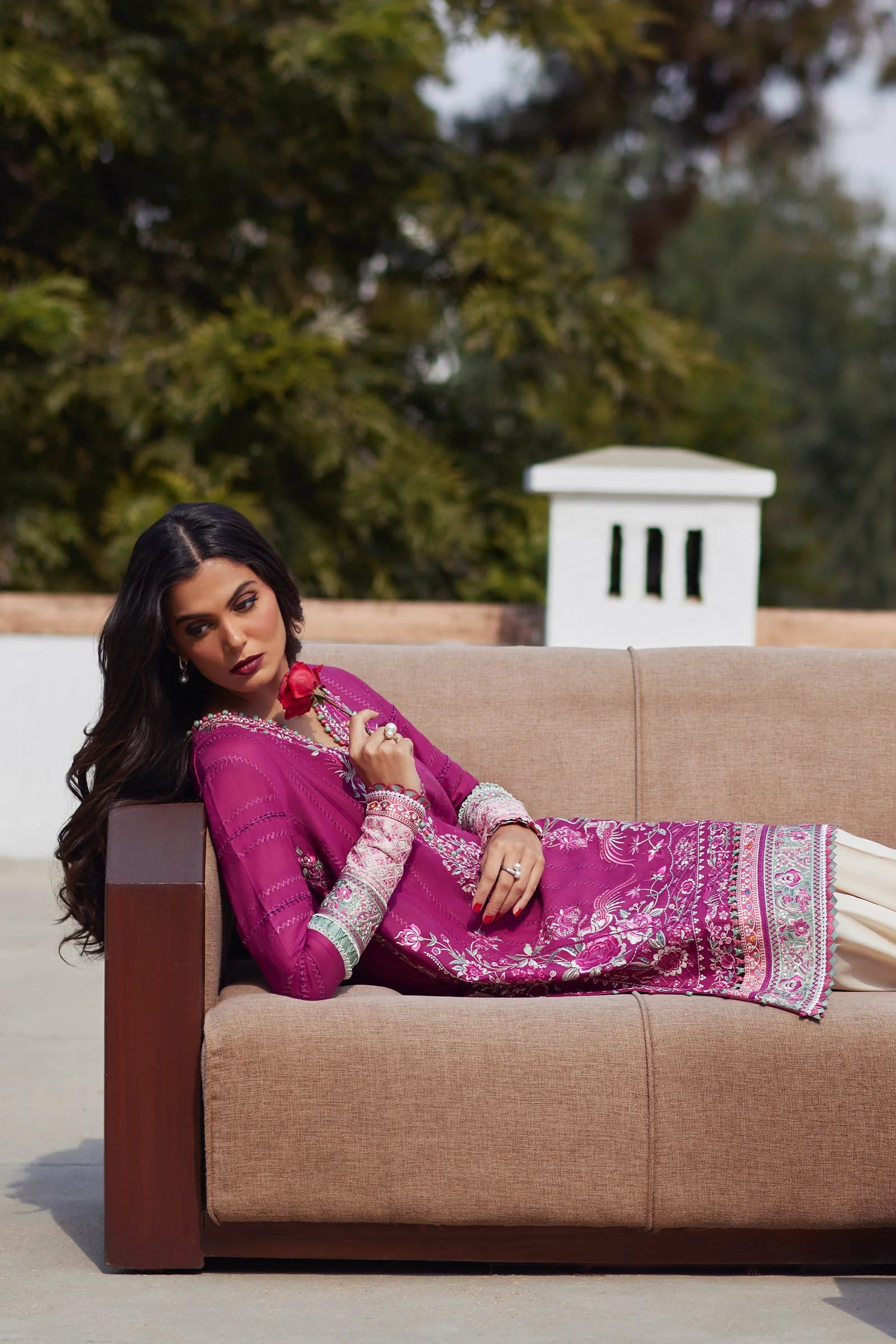 Elan Luxury Lawn Collection 2024 – AIRA (EL24-10 A) - Image 3