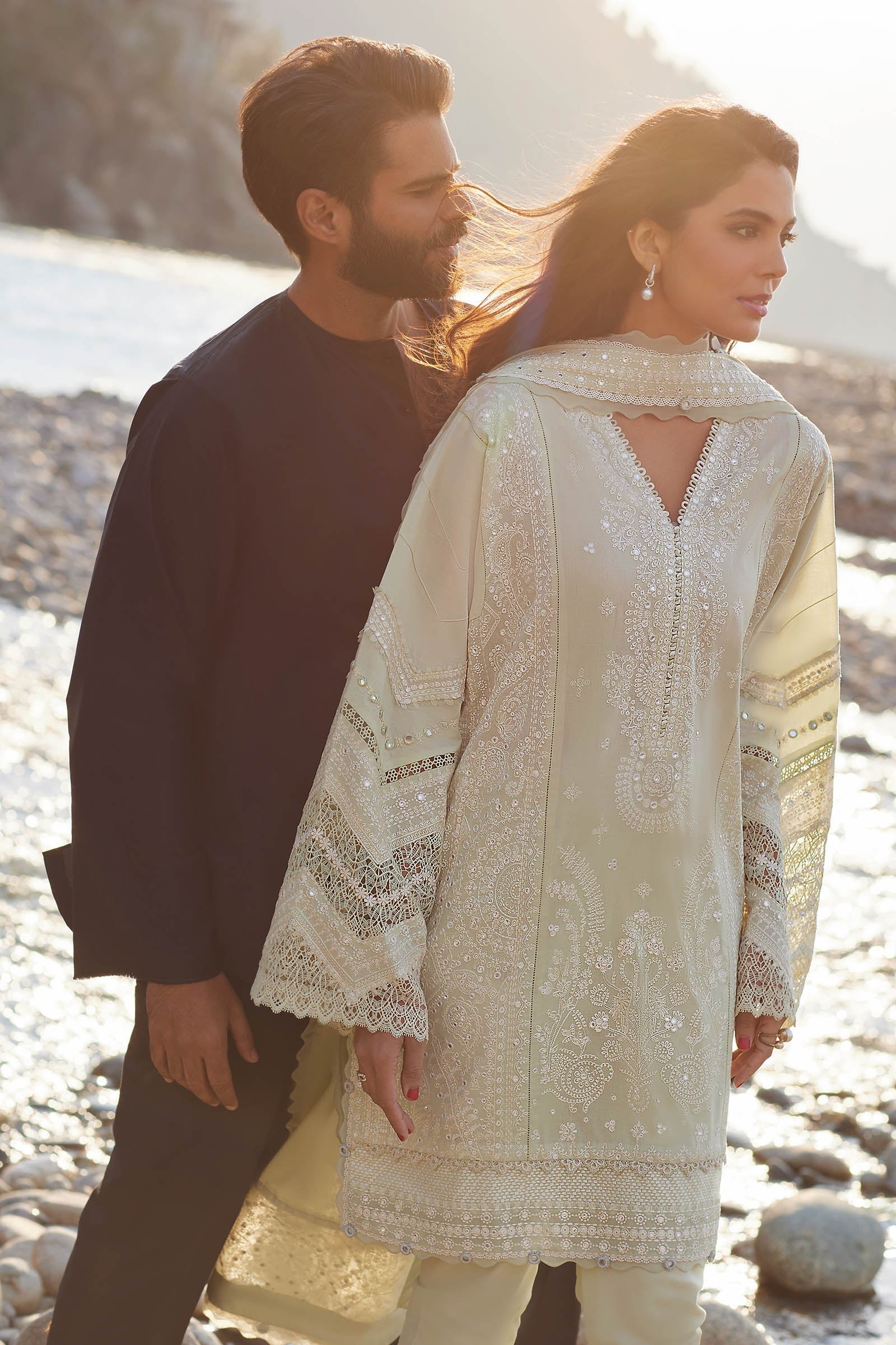 Elan Luxury Lawn Collection 2024 – ZEINA (EL24-12 A) - Image 3