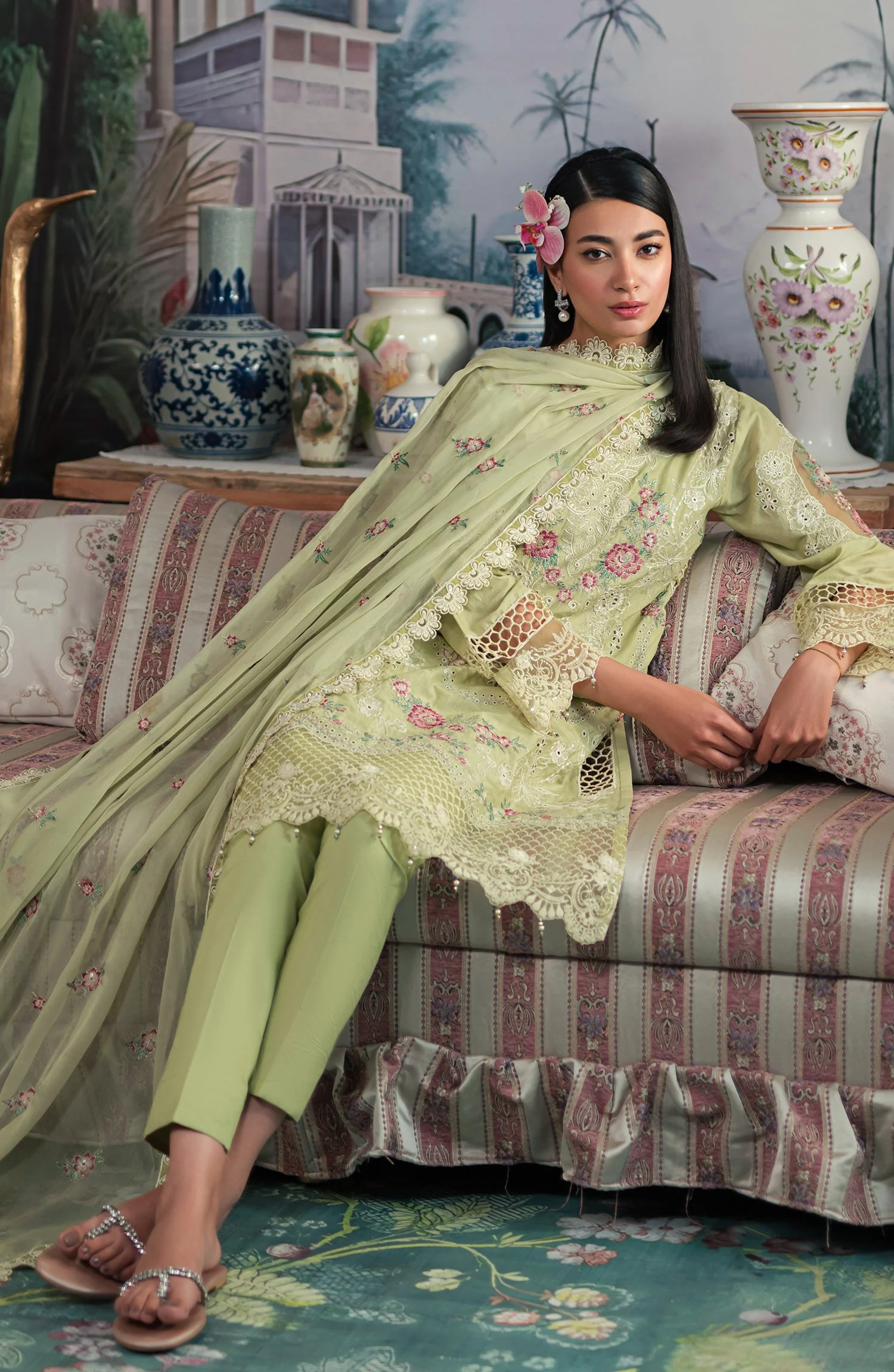 Emaan Adeel Ayra Luxury Lawn Collection 2024 – AR-02 - Image 2